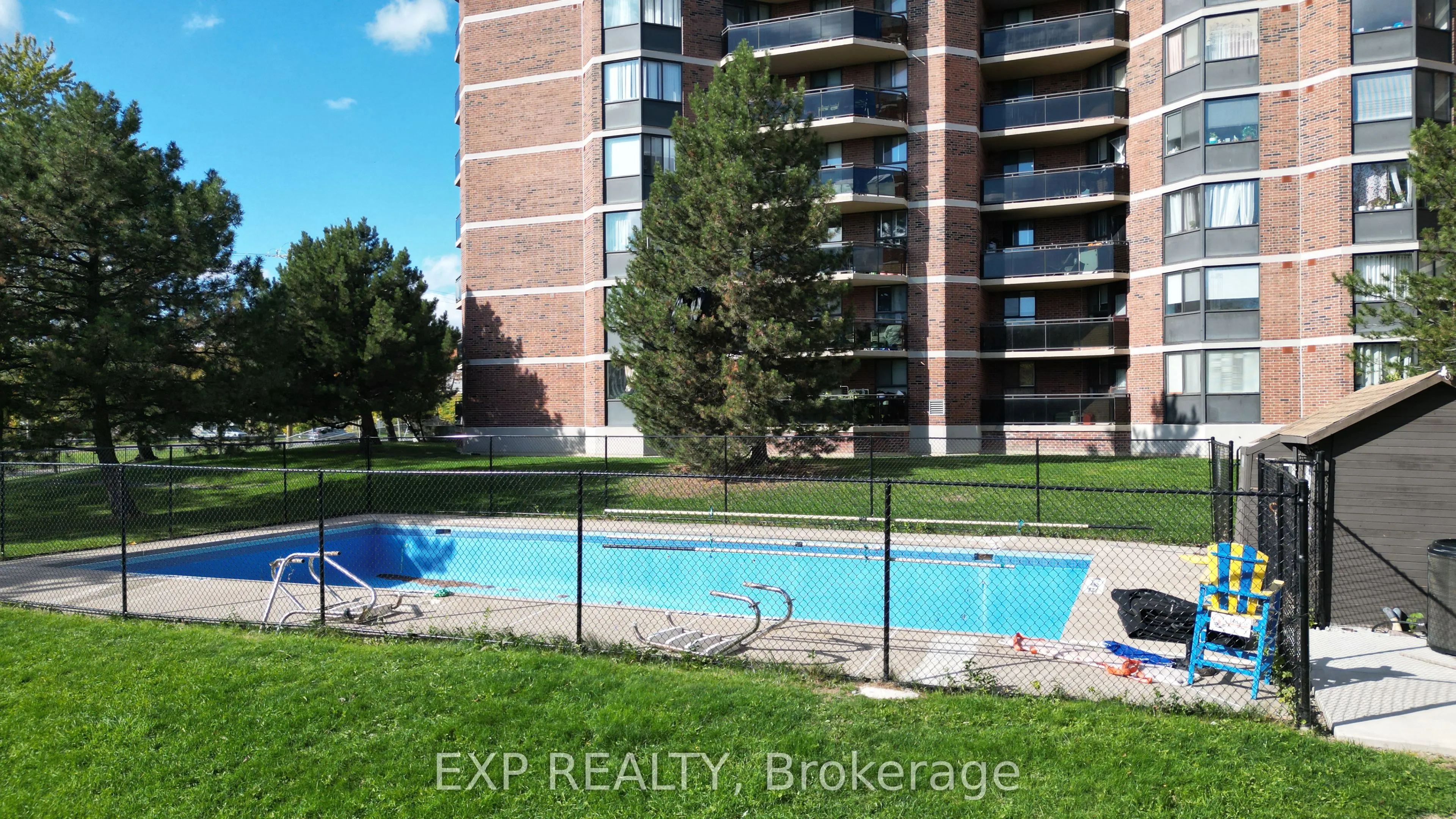 234 Albion Road, #PH 10