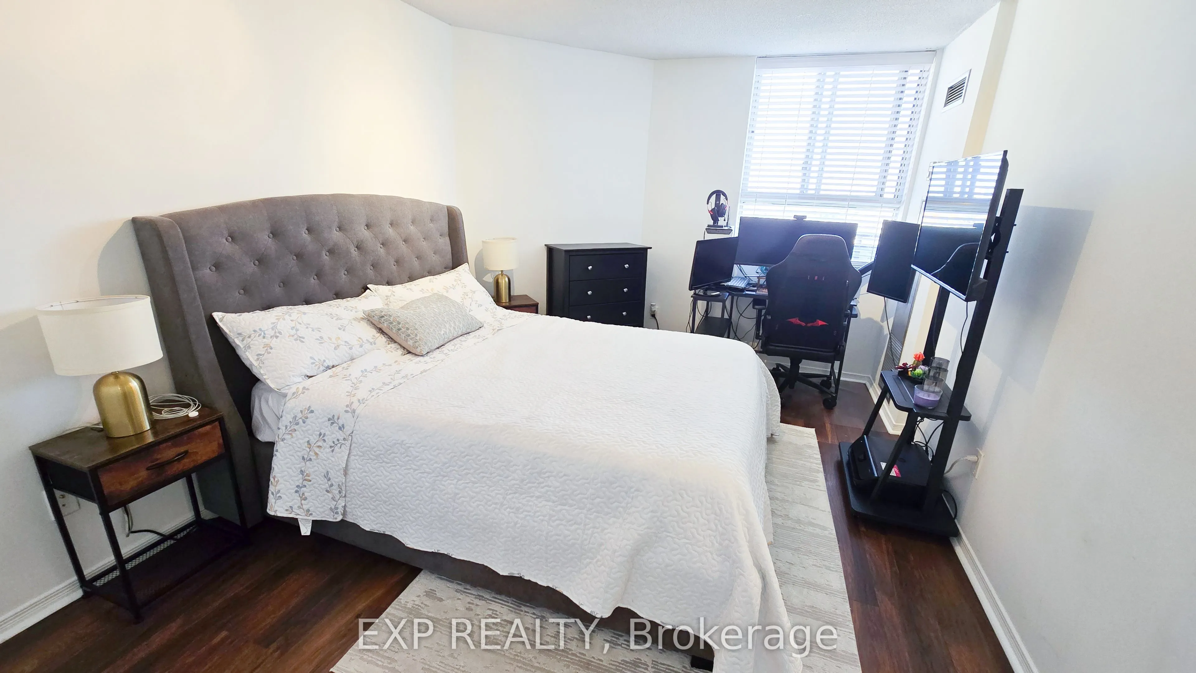 234 Albion Road, #PH 10