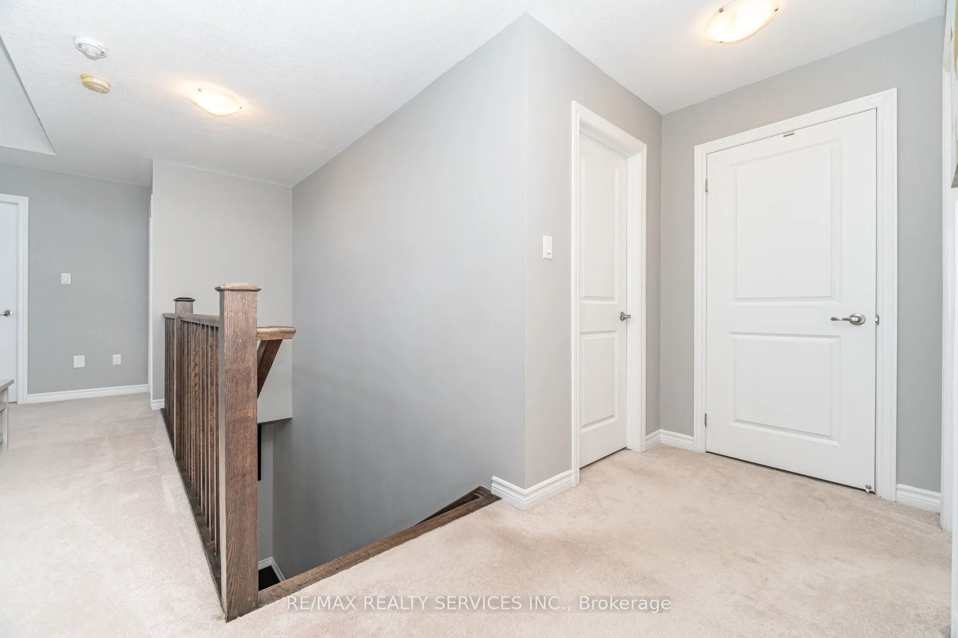 333 Remembrance Road