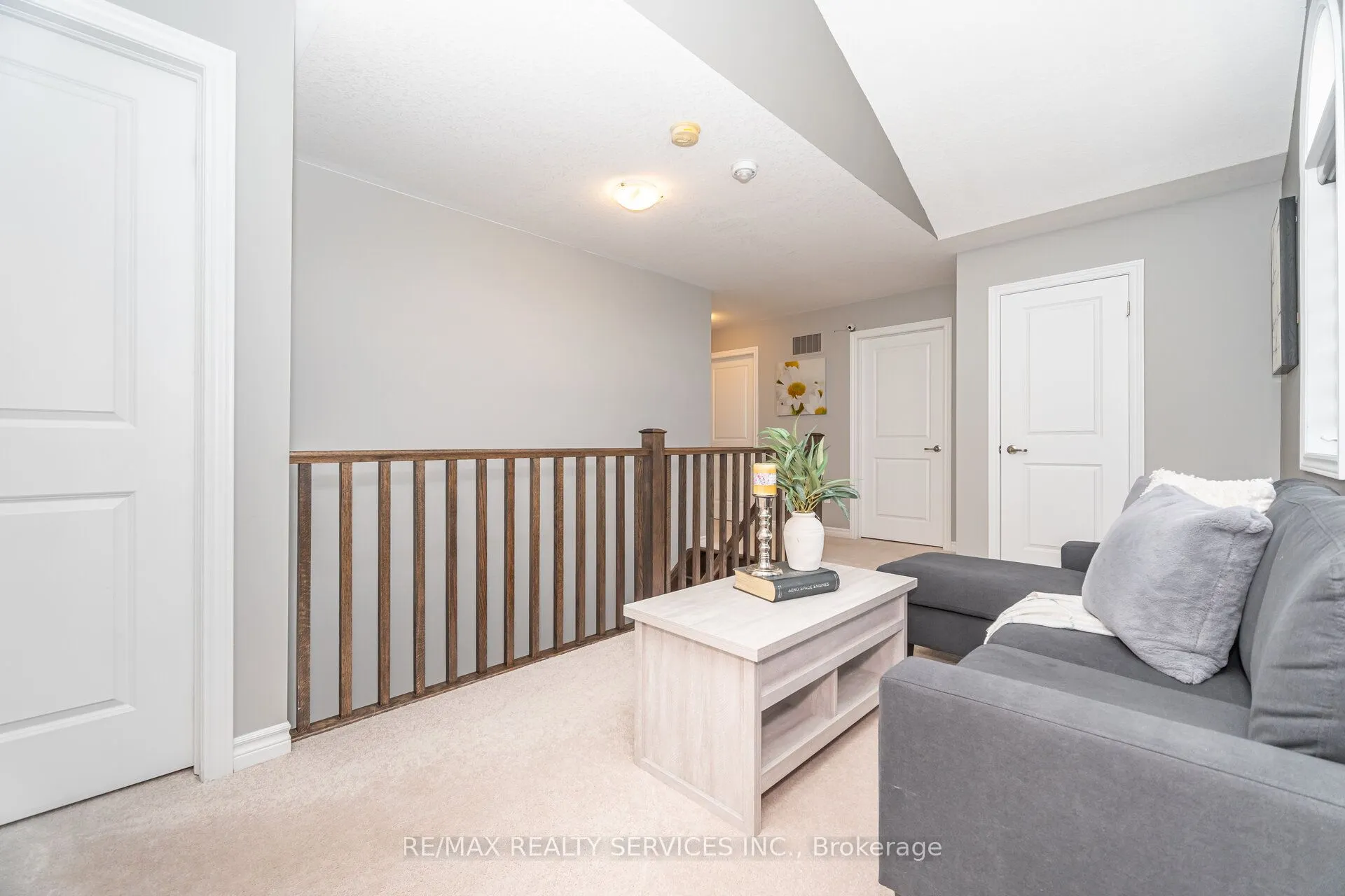 333 Remembrance Road