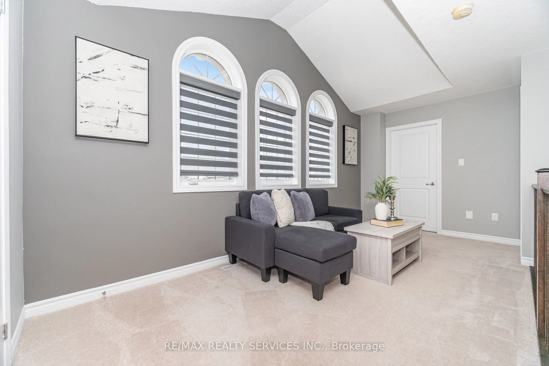 333 Remembrance Road