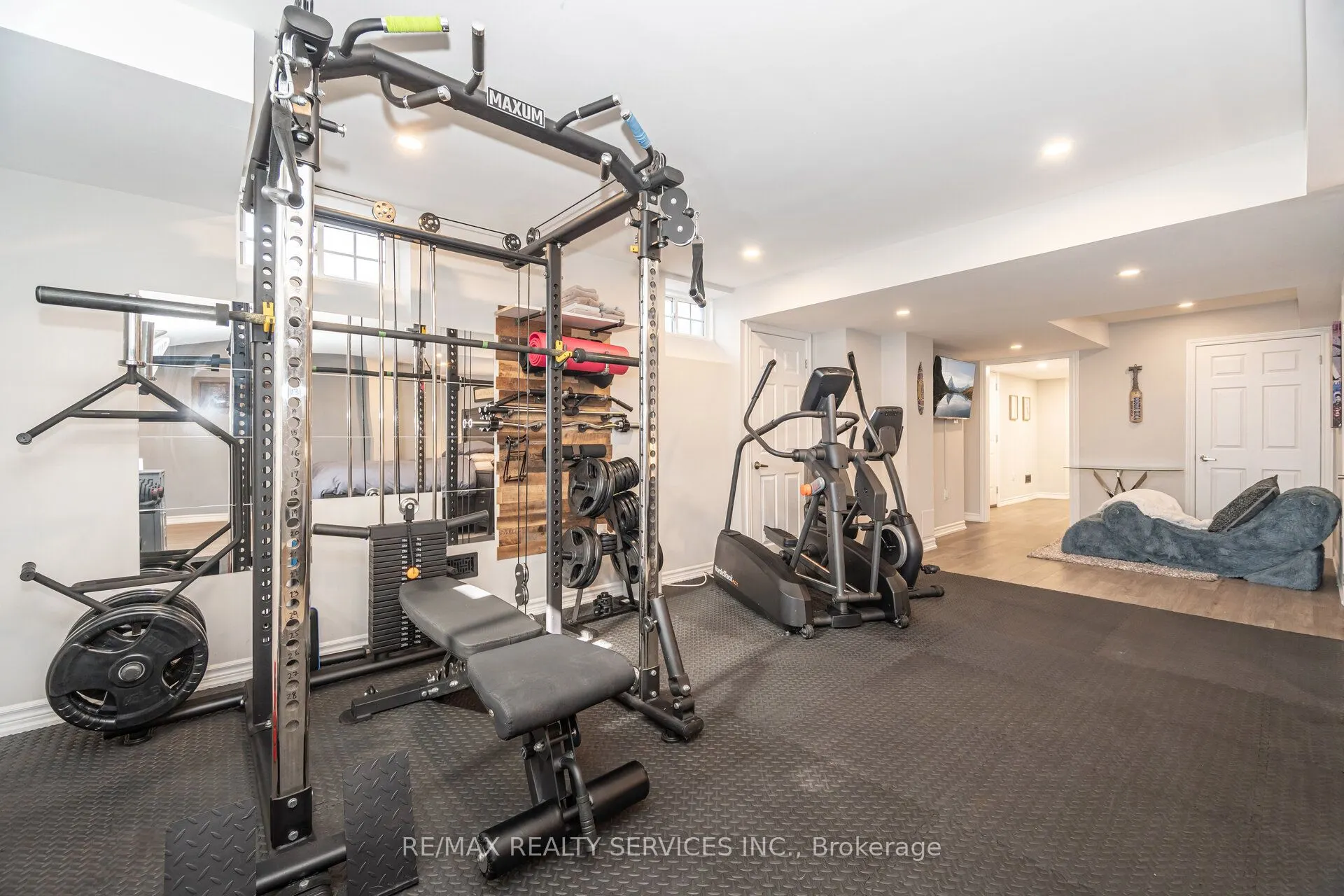 333 Remembrance Road