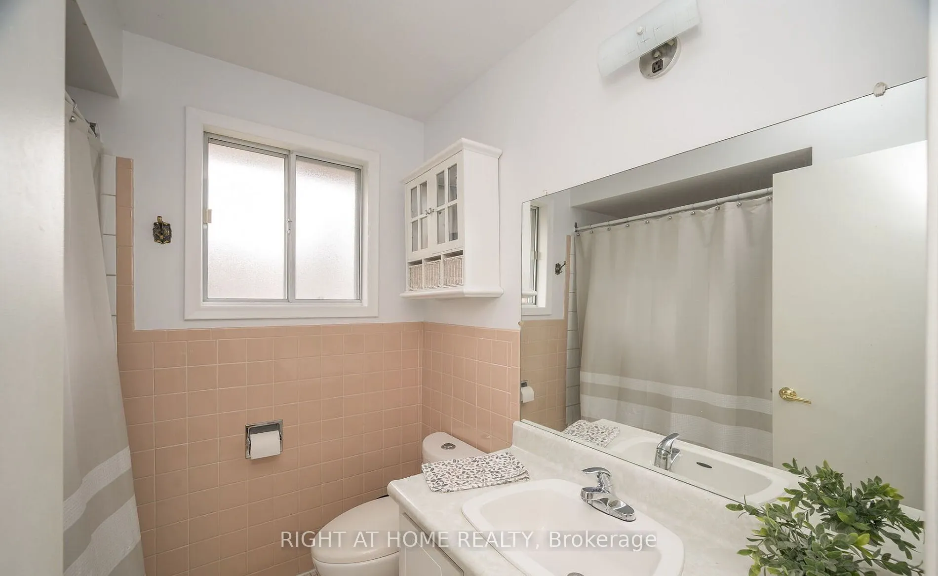 1018 Fourth Street, #Upper