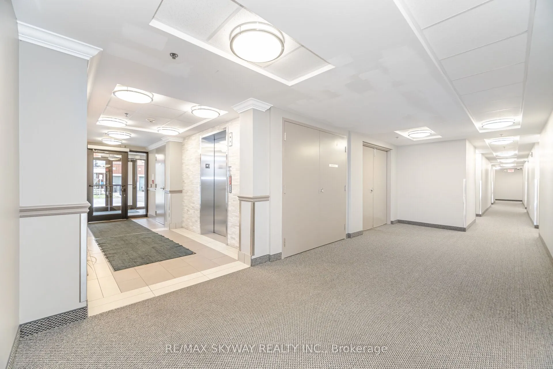 60 Baycliffe Crescent