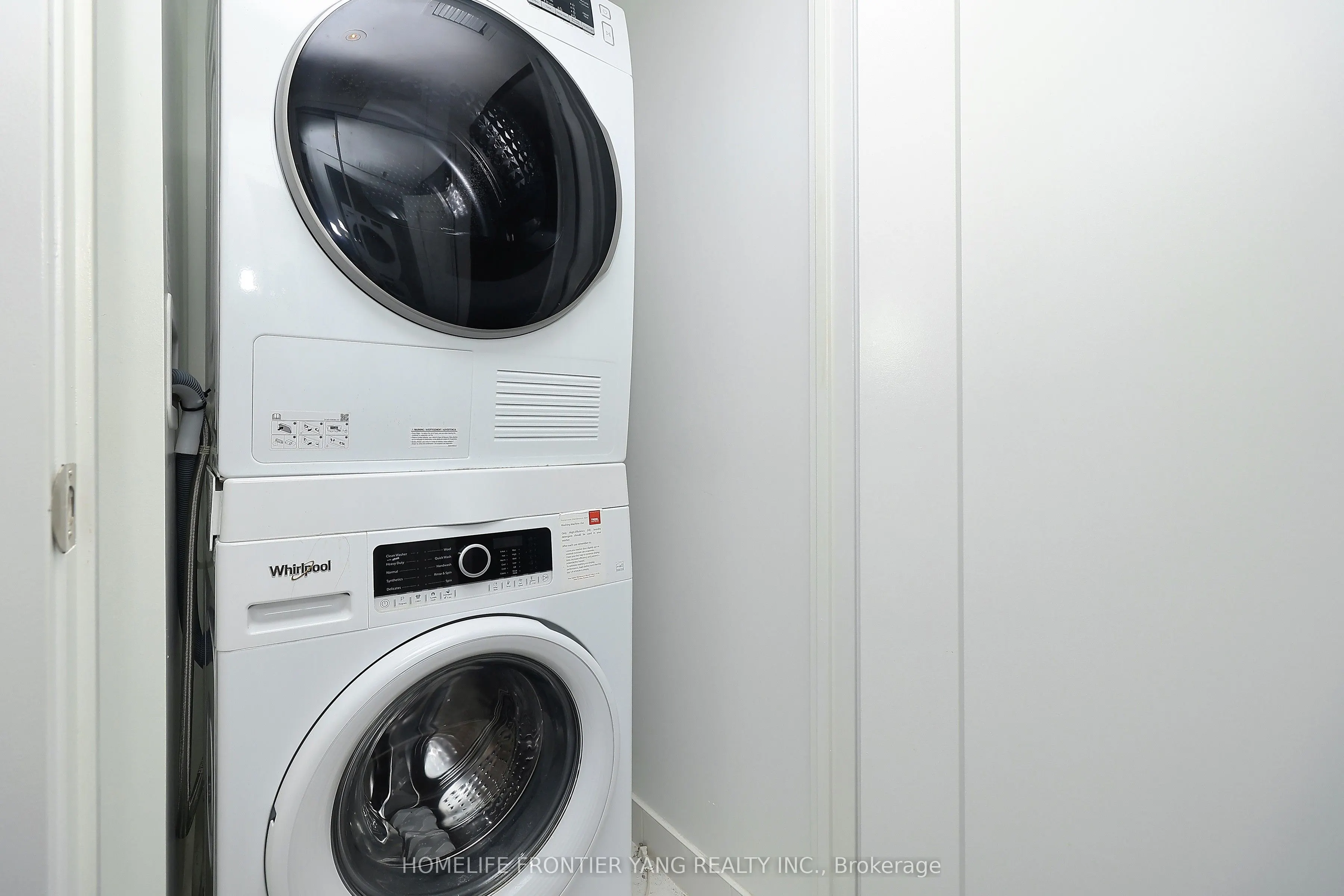 7 Mabelle Avenue, #501