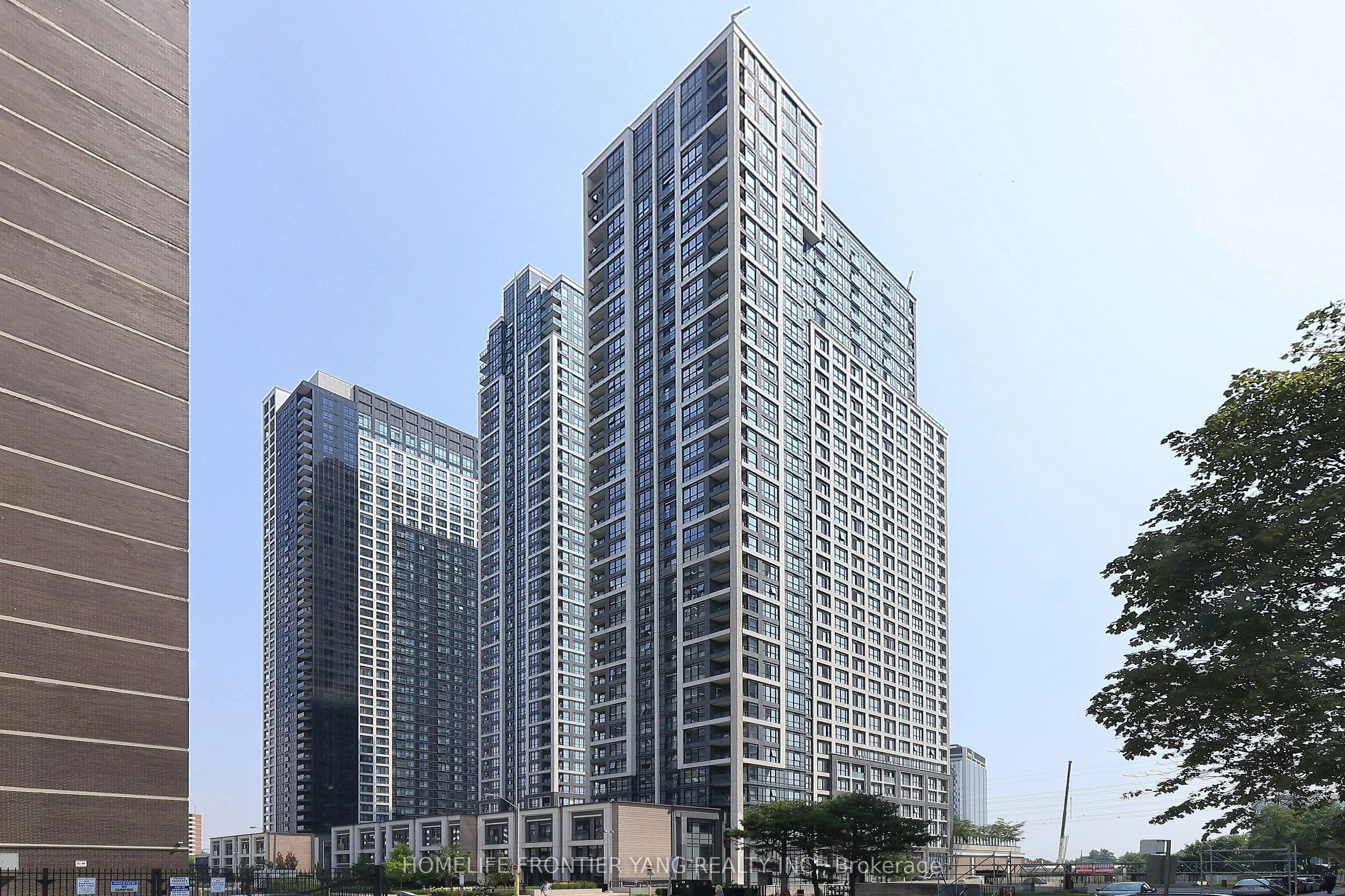 7 Mabelle Avenue, #501