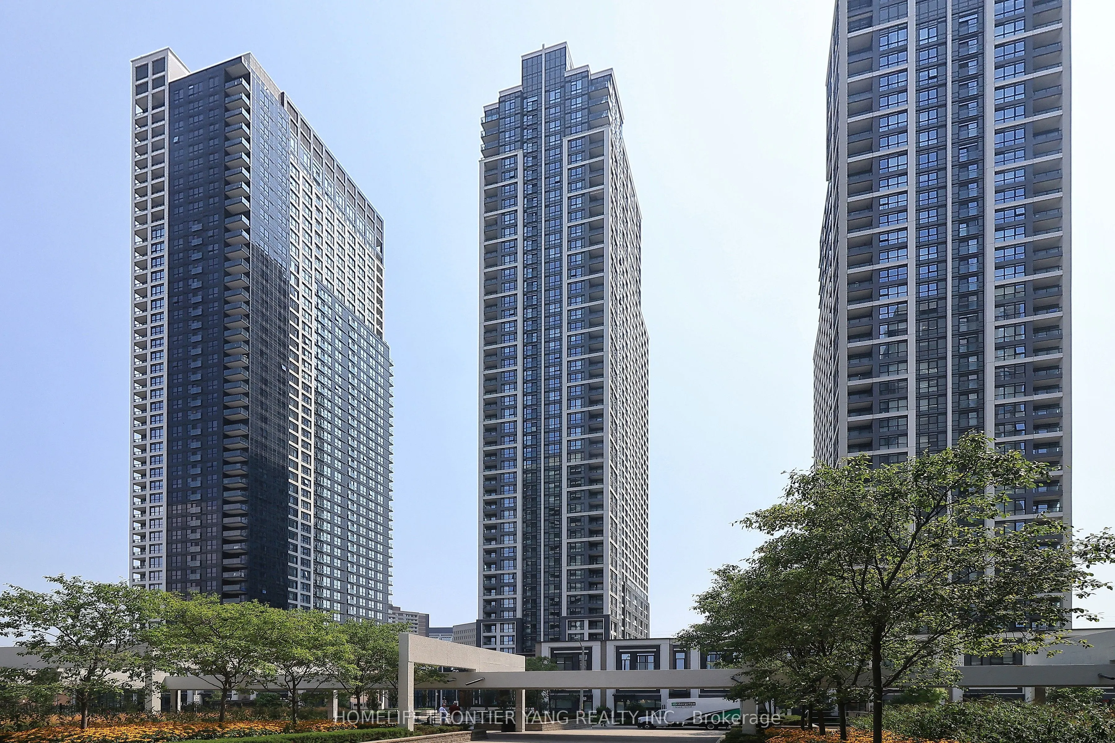 7 Mabelle Avenue, #501