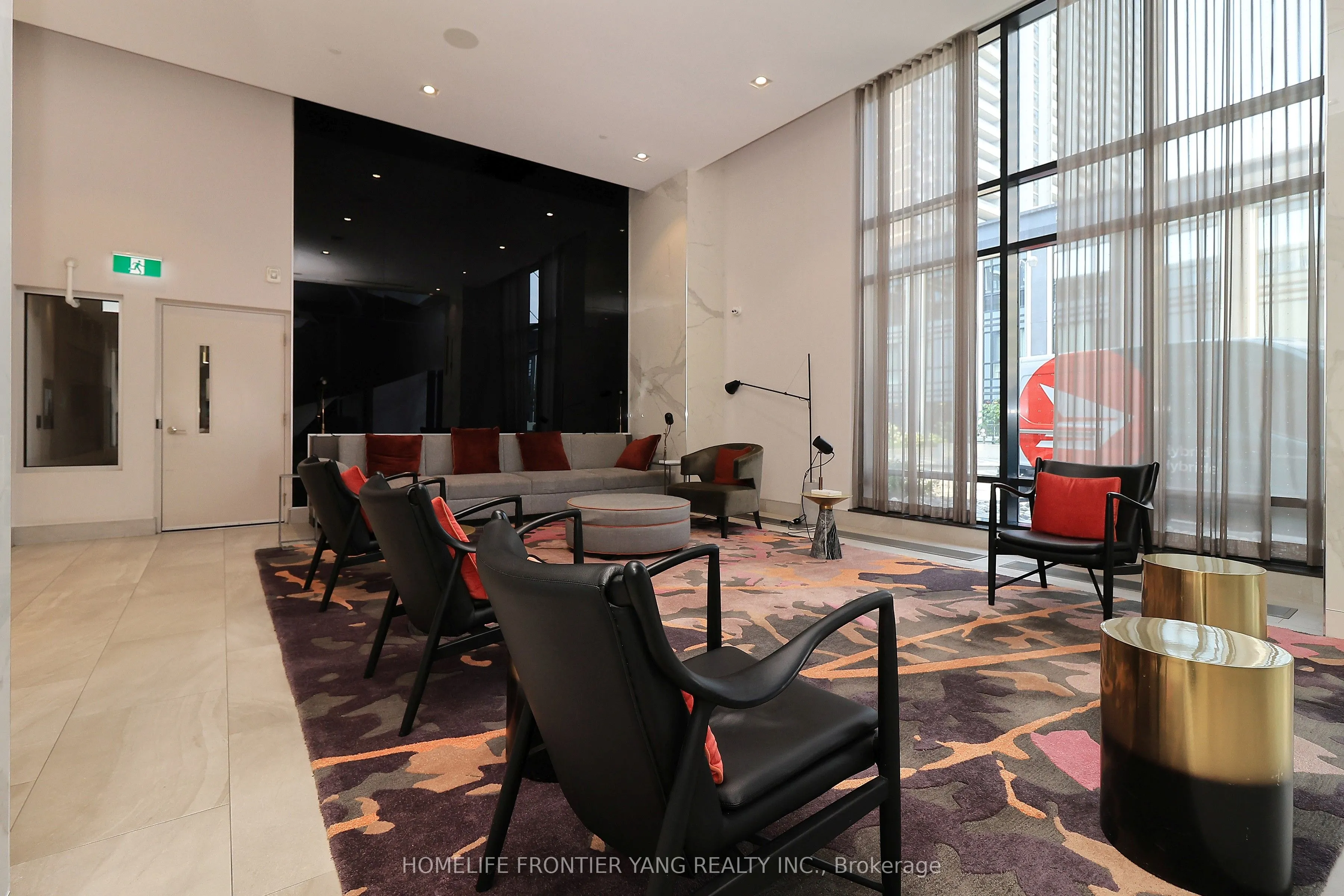 7 Mabelle Avenue, #501