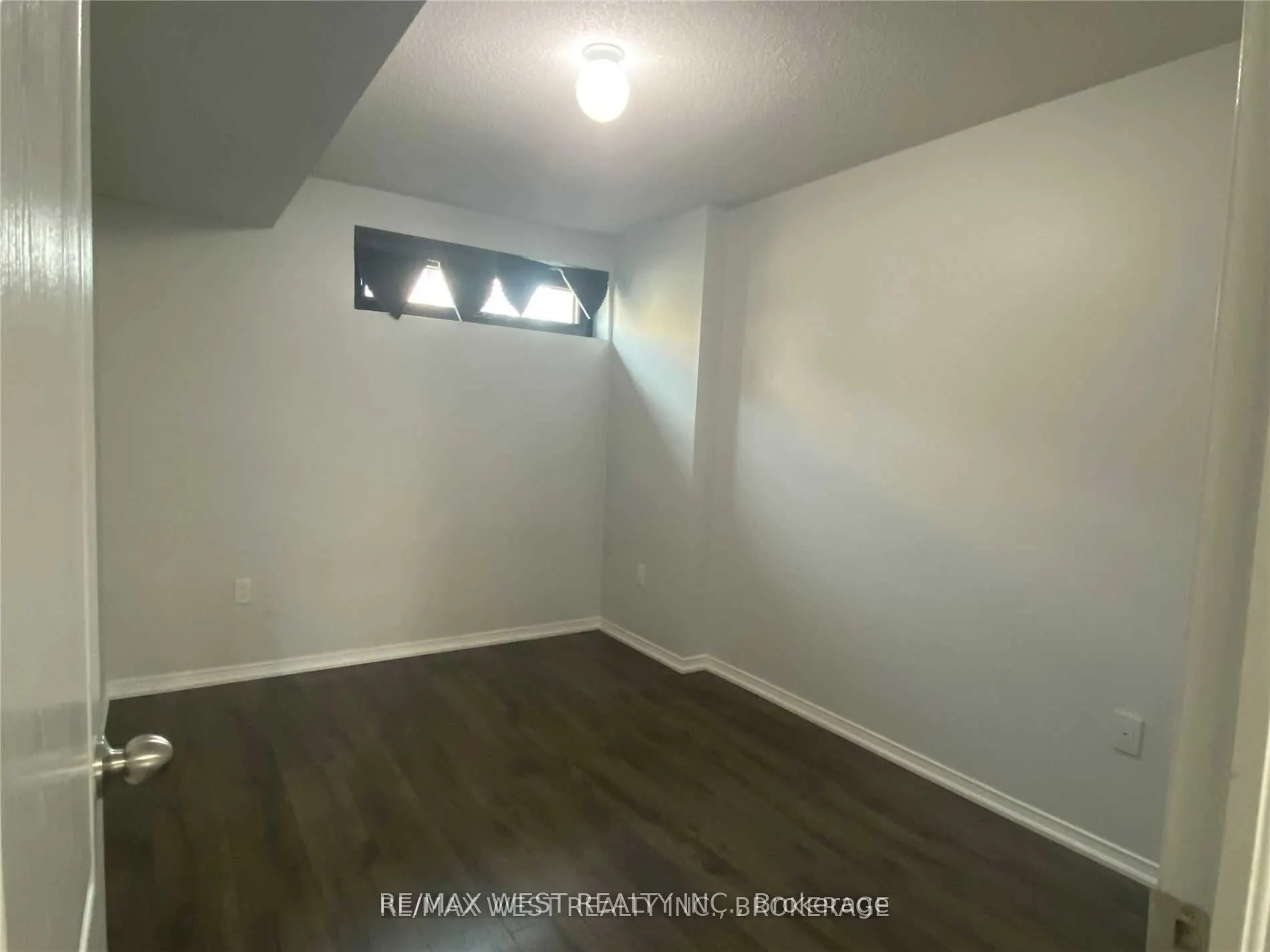 130 Widdicombe Hill Boulevard, #421