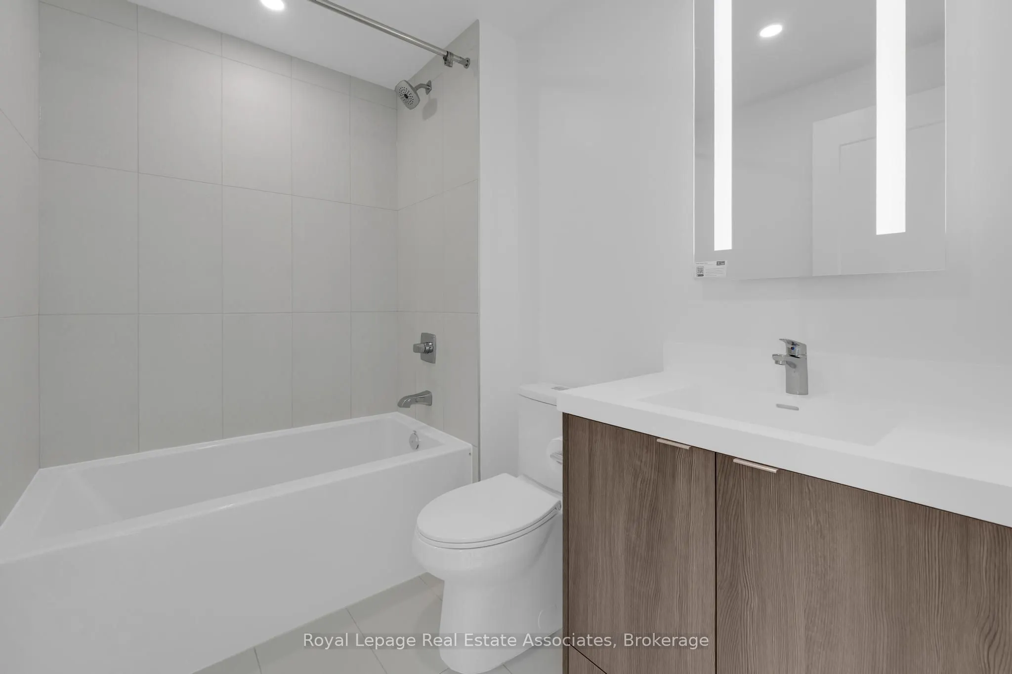 60 Central Park Roadway, #508