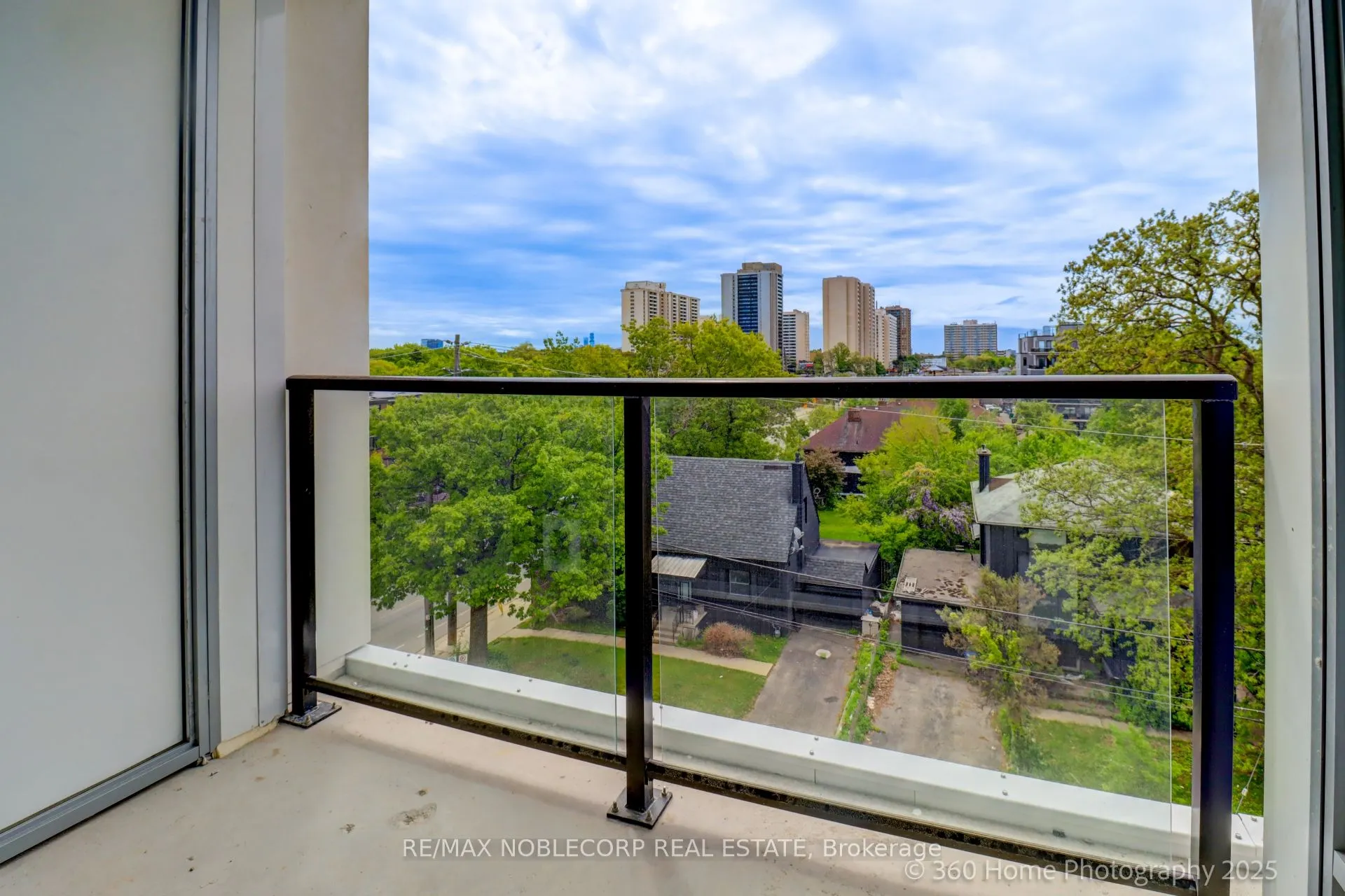 556 Marlee Avenue, #508