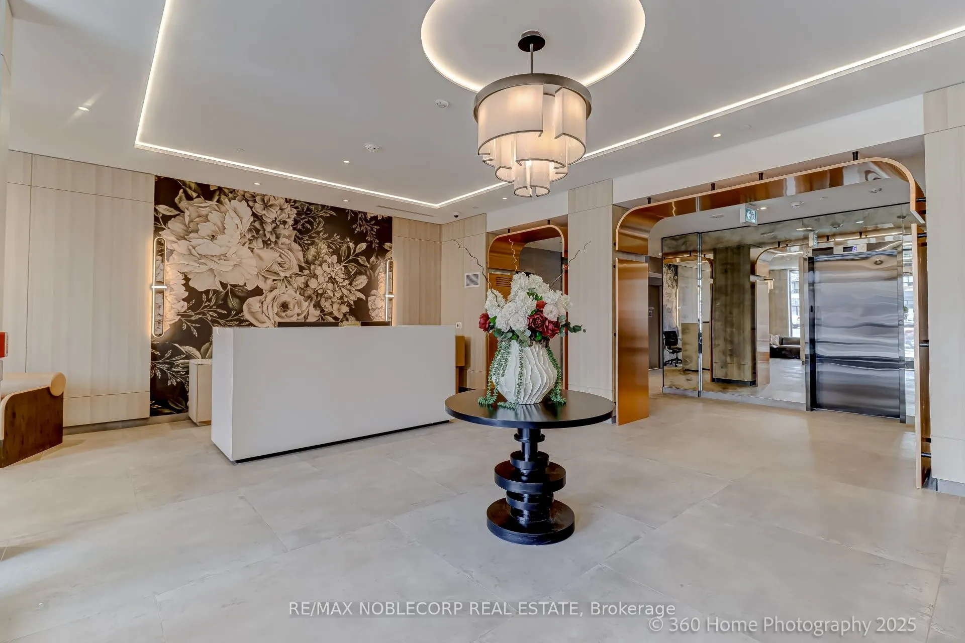 556 Marlee Avenue, #508