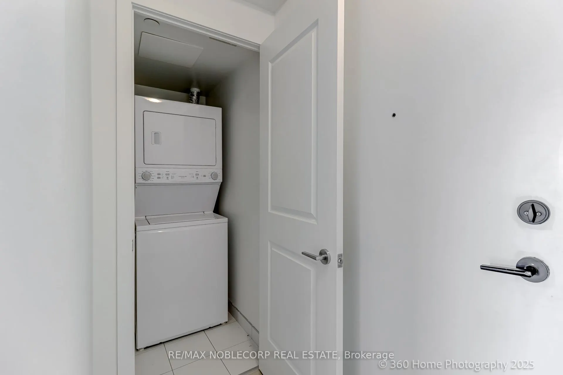 556 Marlee Avenue, #508