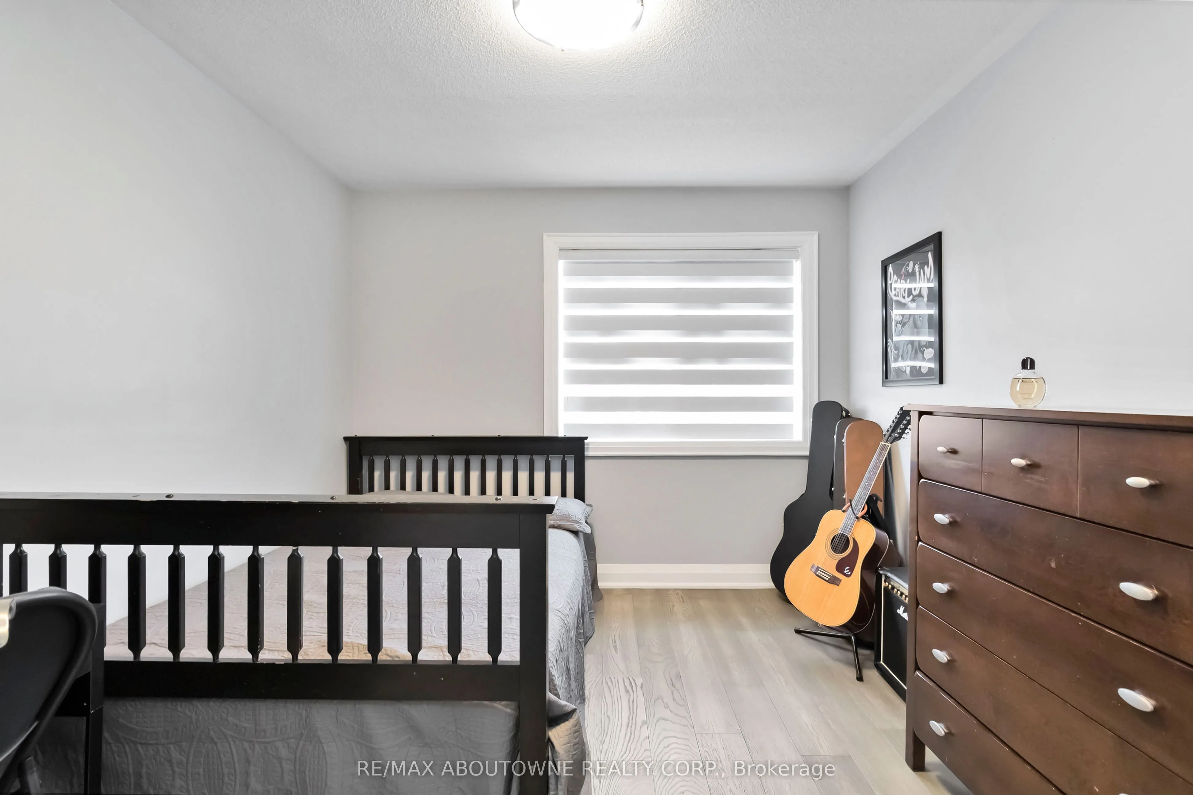 2286 Dunforest Crescent