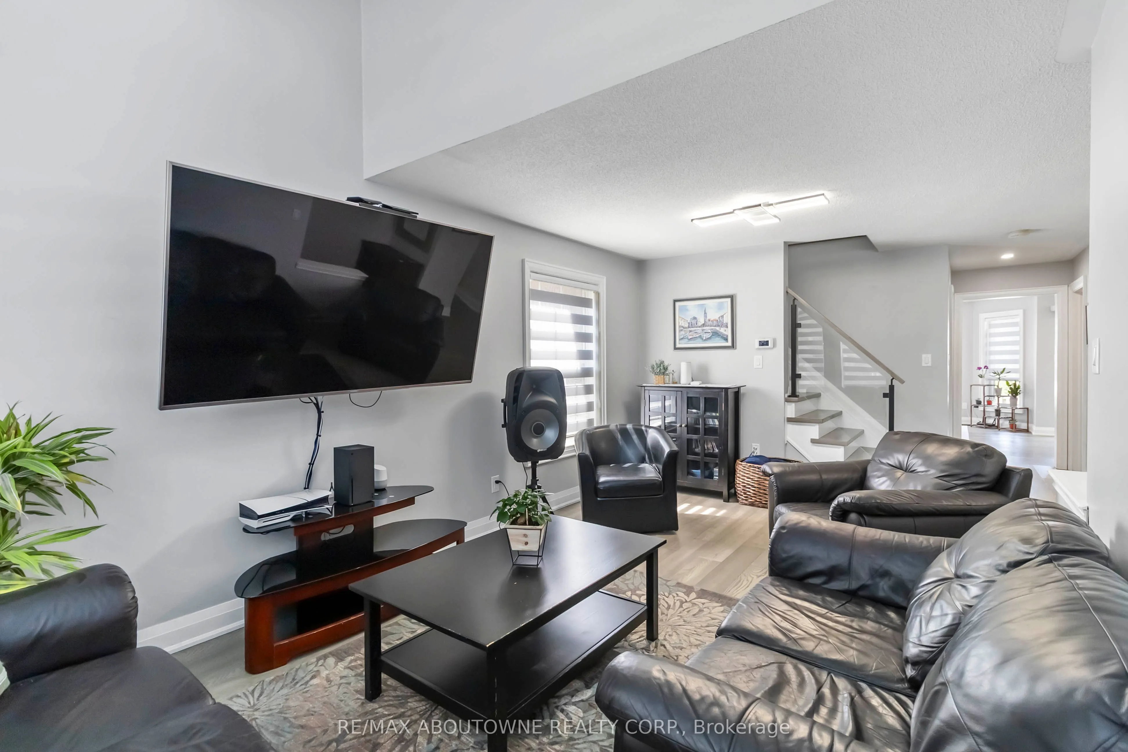 2286 Dunforest Crescent