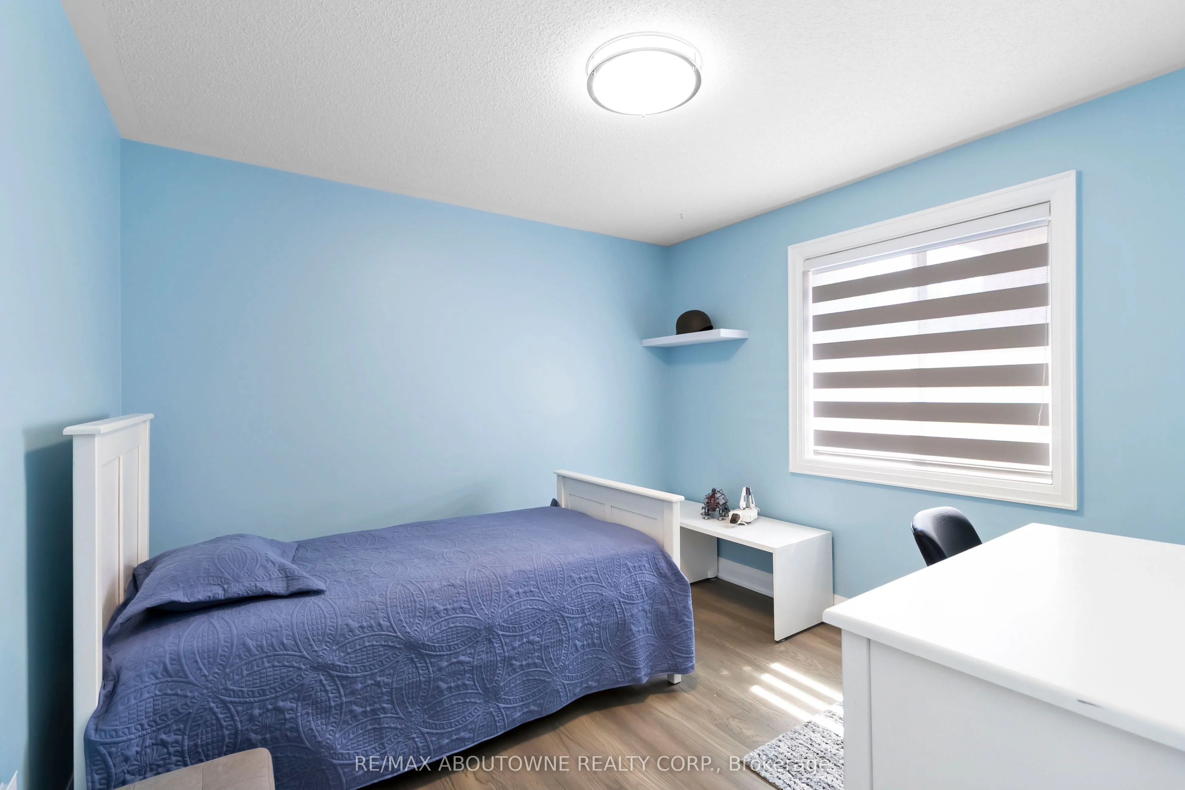 2286 Dunforest Crescent