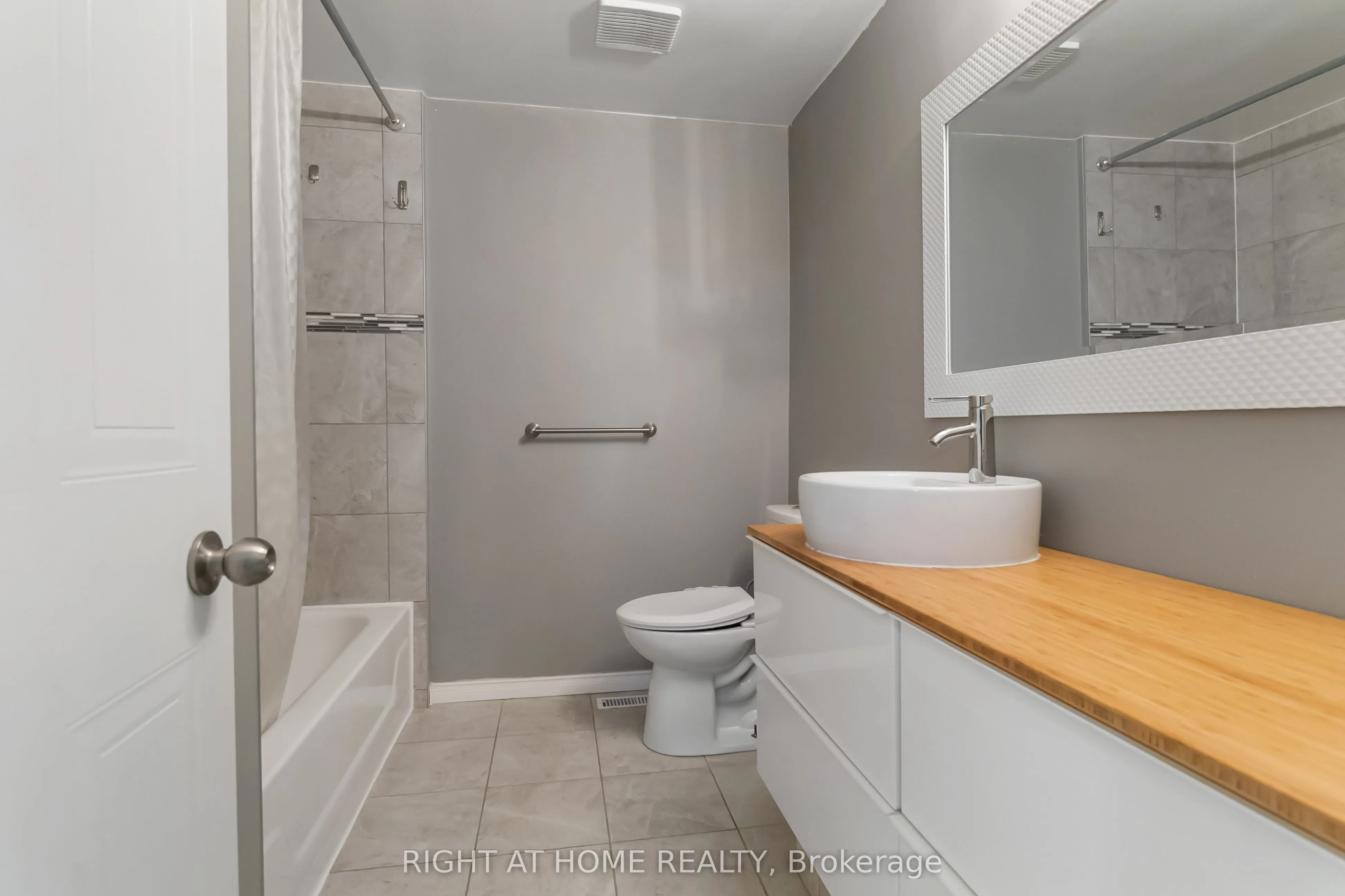 1520 Reeves Gate, #12