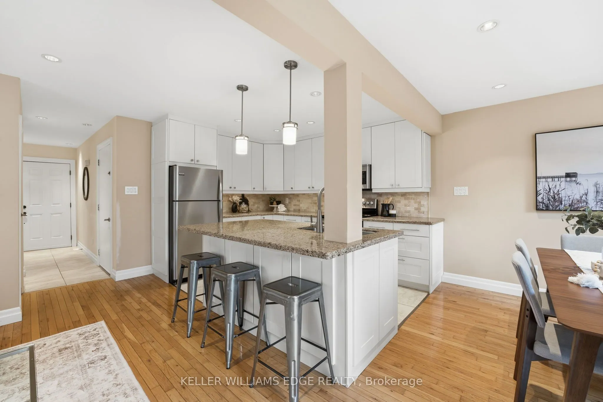 2200 Glenwood School Drive, #16