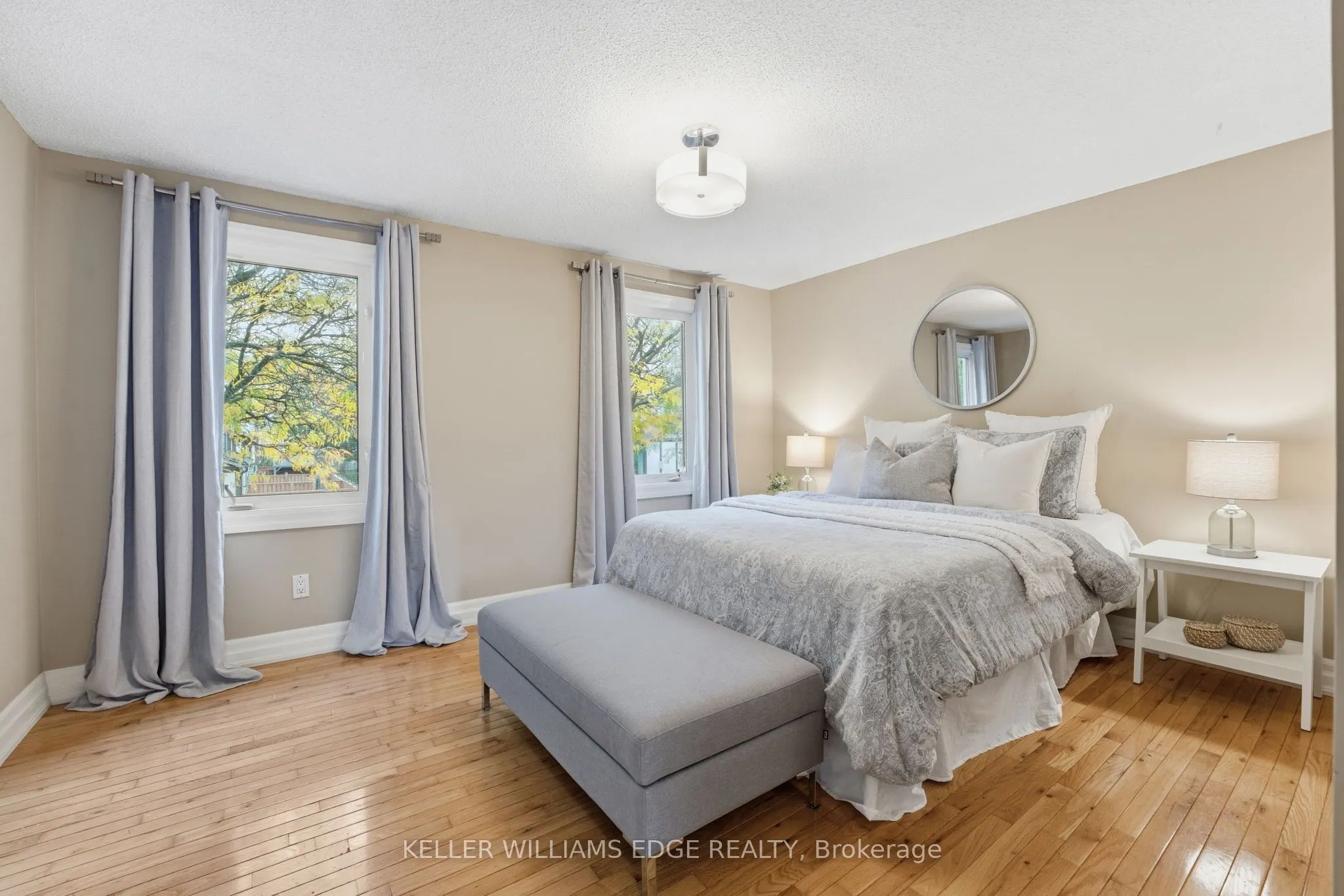 2200 Glenwood School Drive, #16