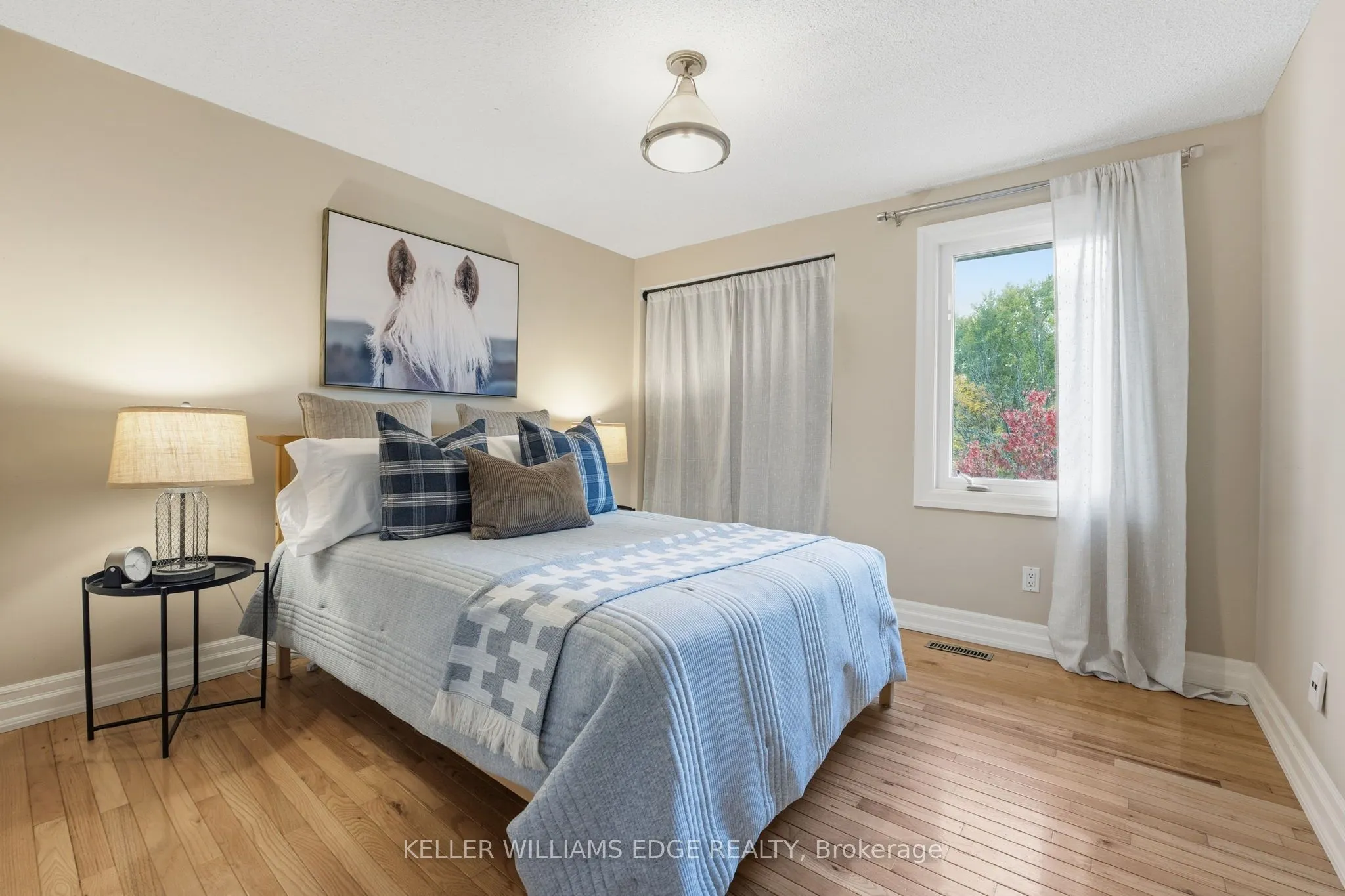 2200 Glenwood School Drive, #16