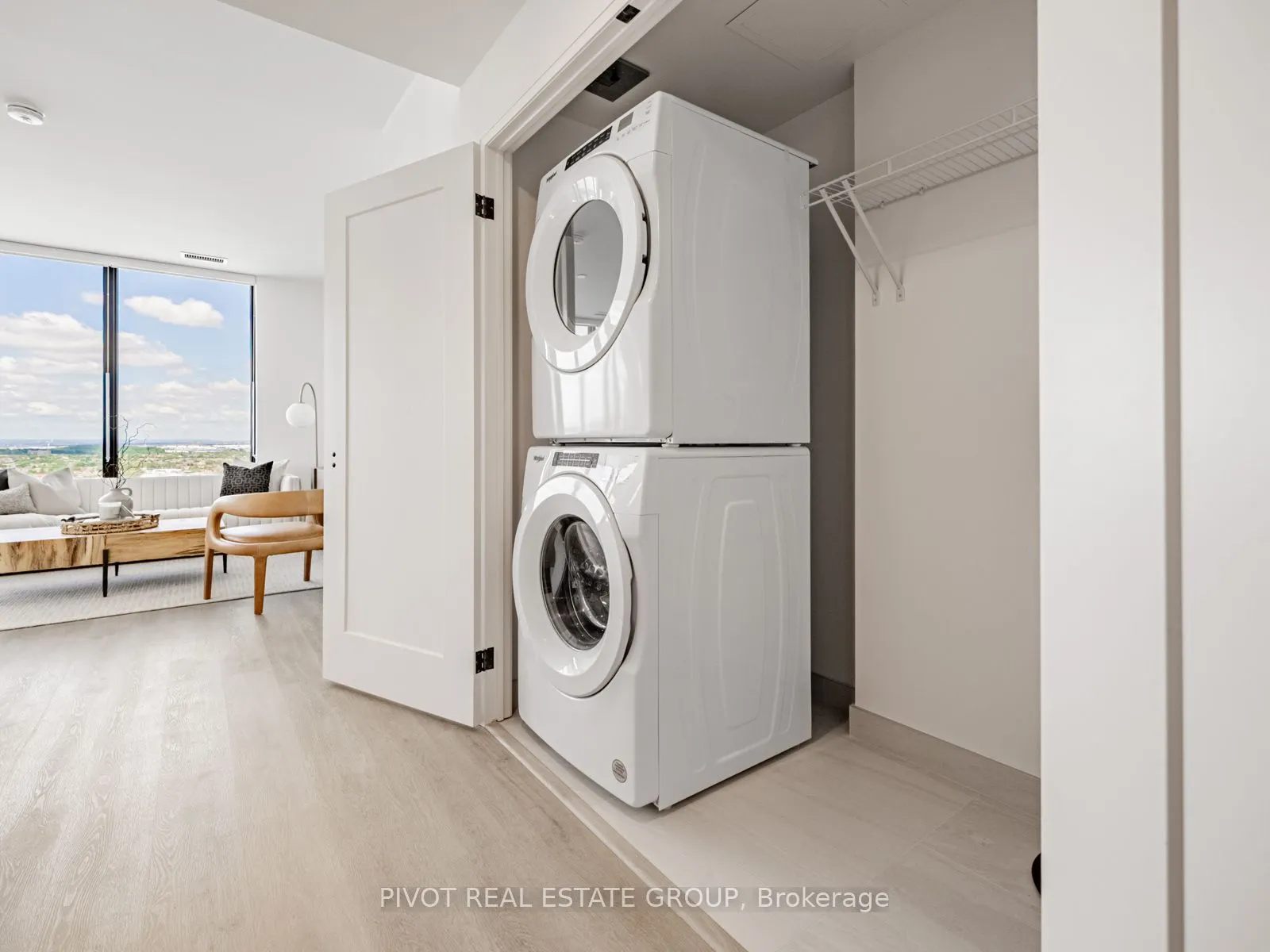 4023 The Exchange, #2709