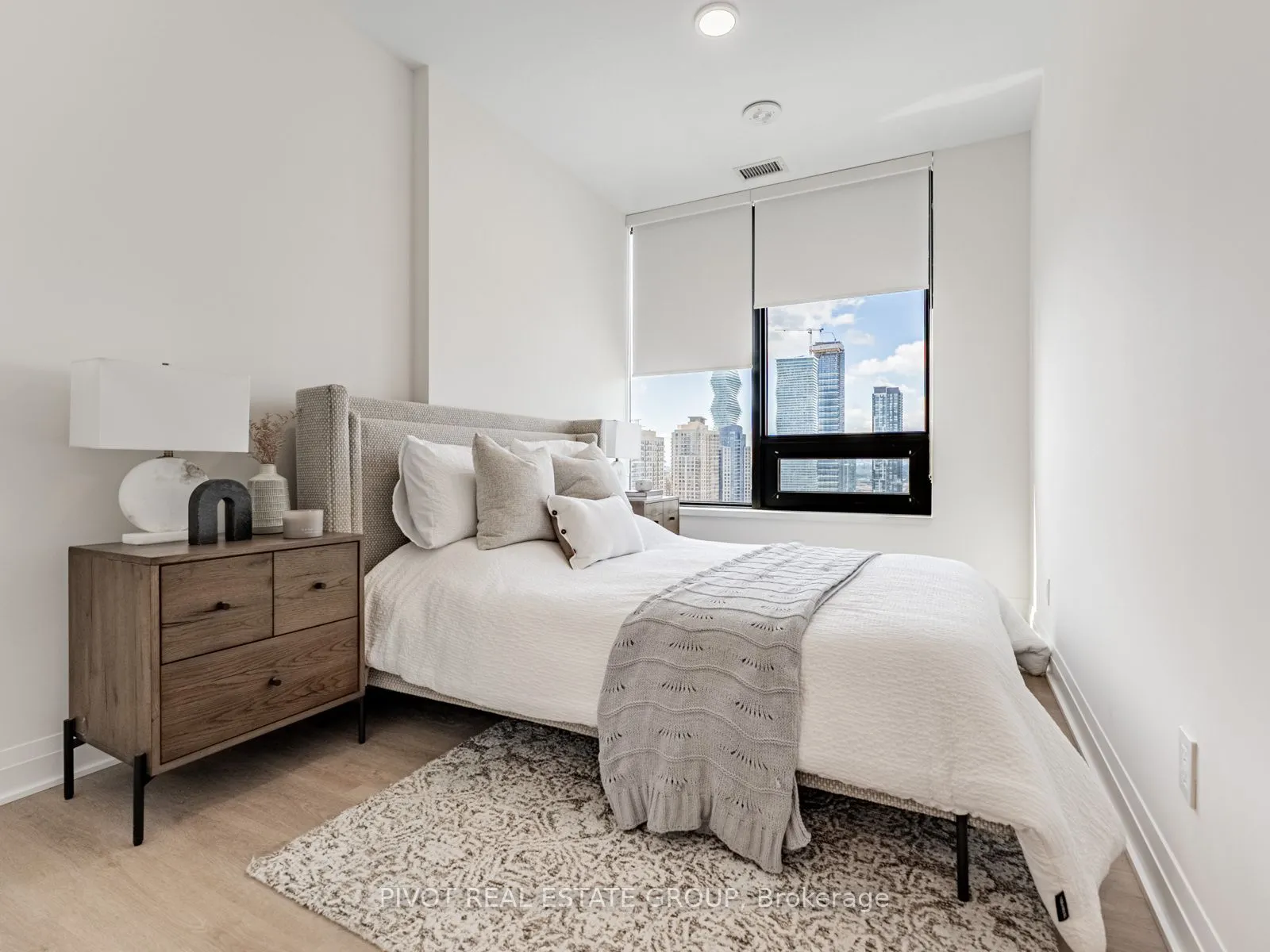 4023 The Exchange, #2709