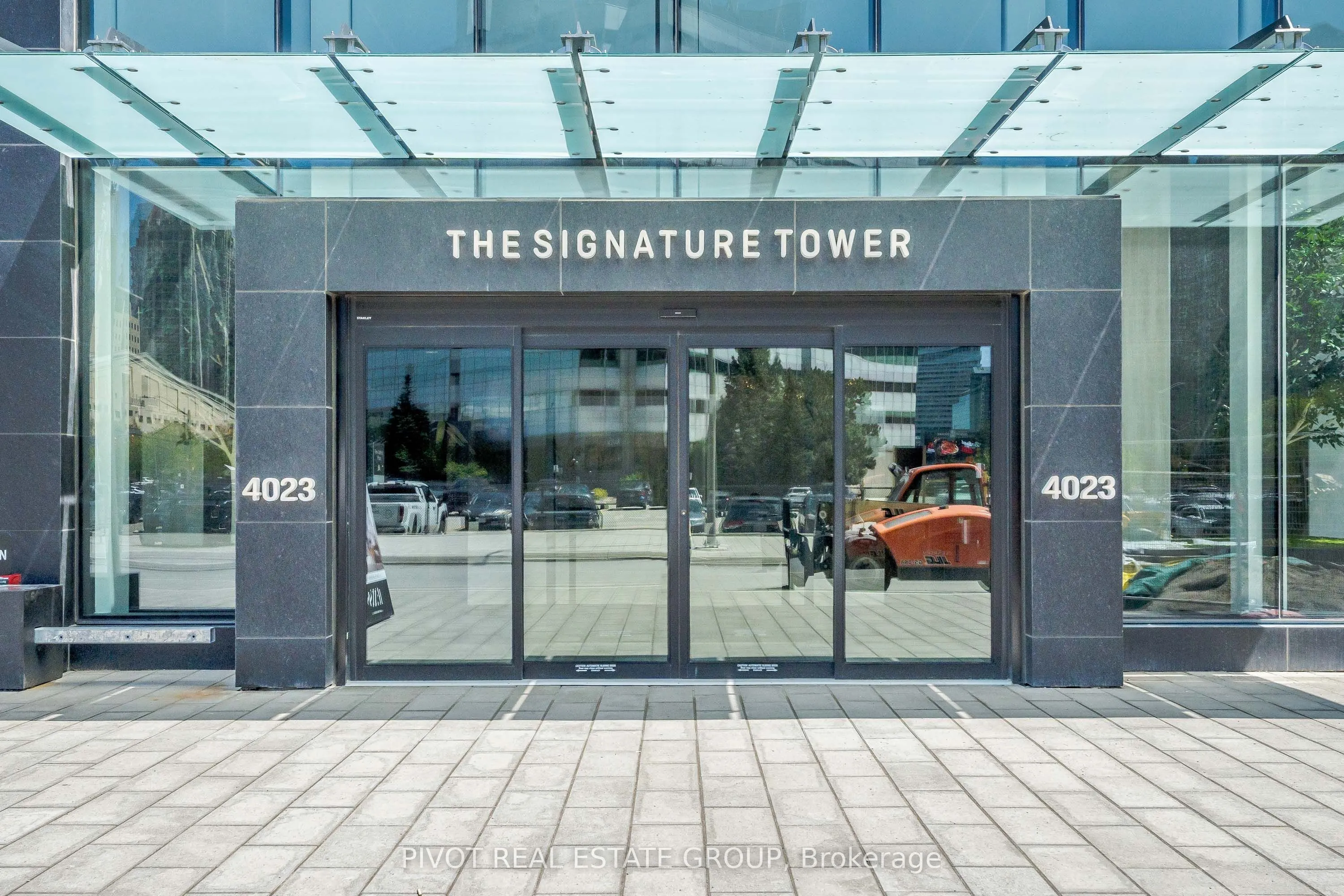 4023 The Exchange, #2709