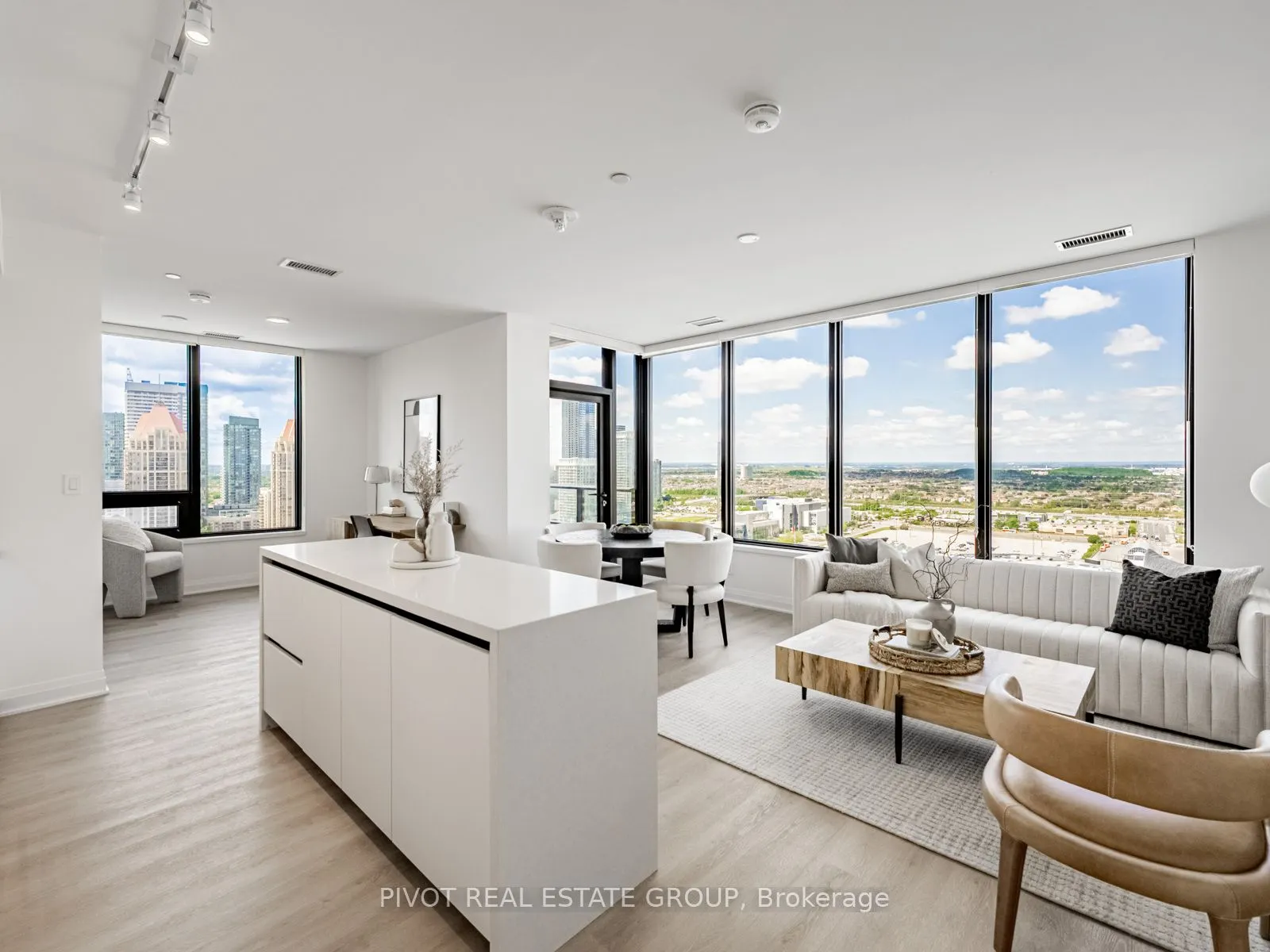 4023 The Exchange, #2709