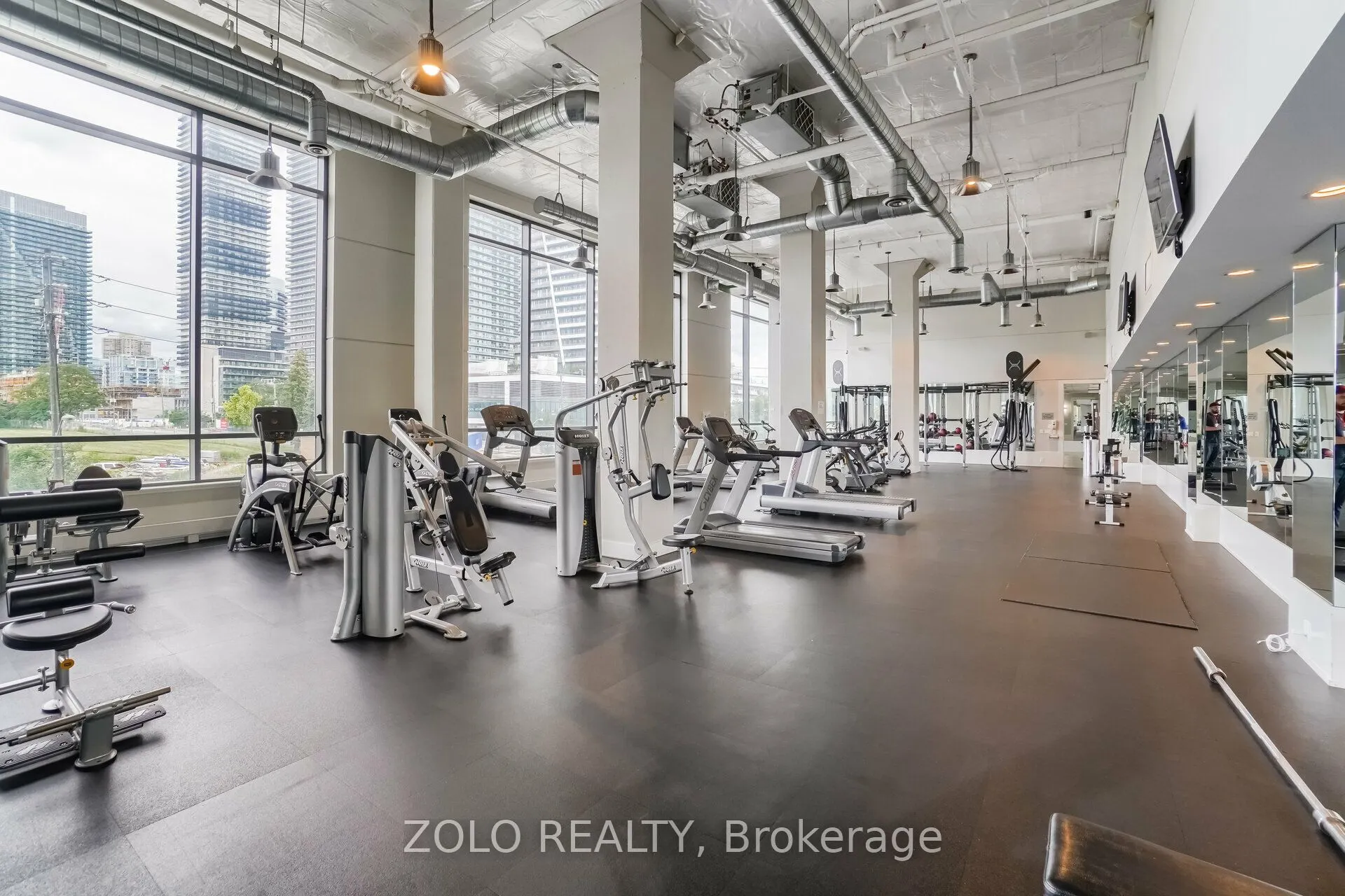 2212 Lakeshore Boulevard W, #902