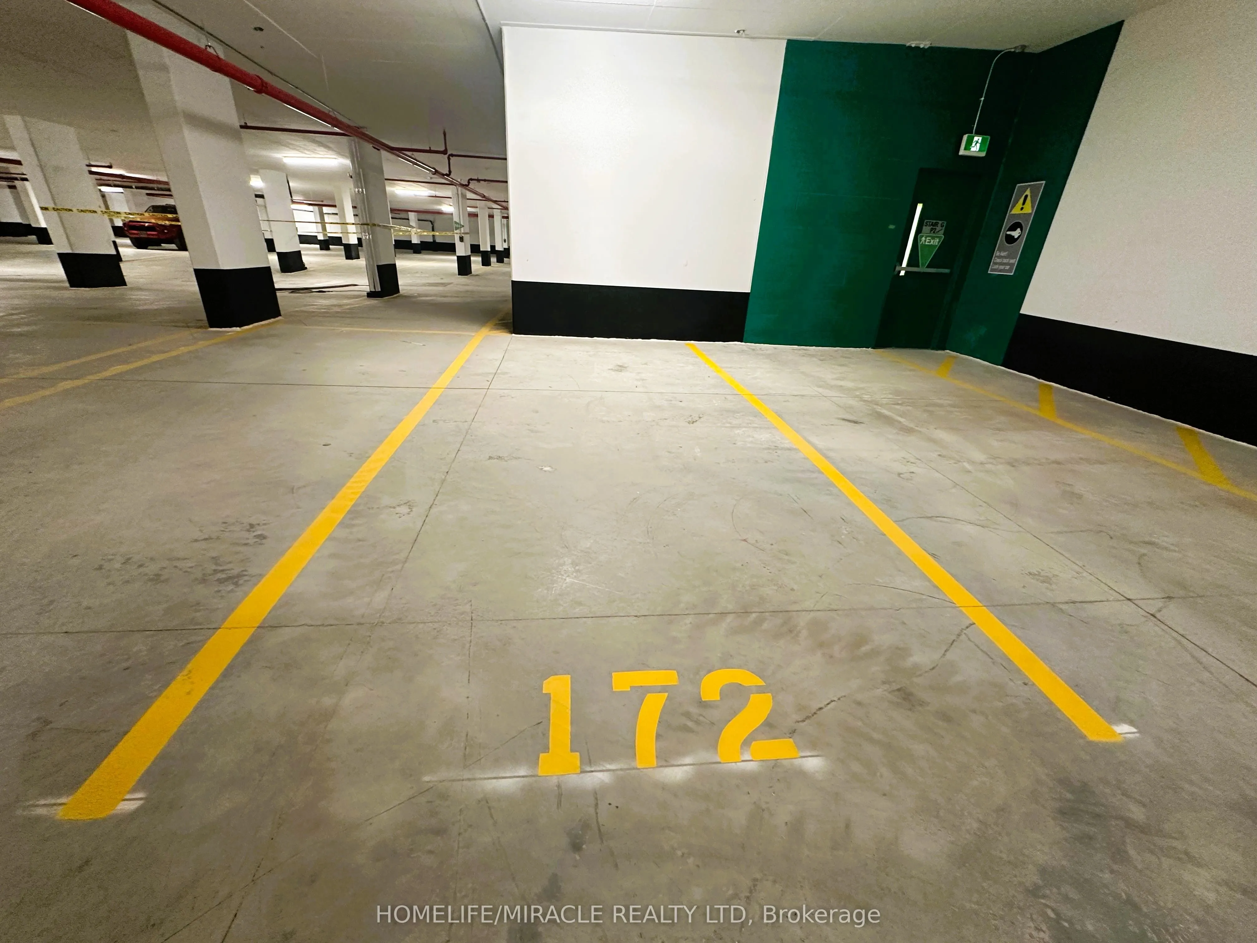 1007 The Queensway W, #216