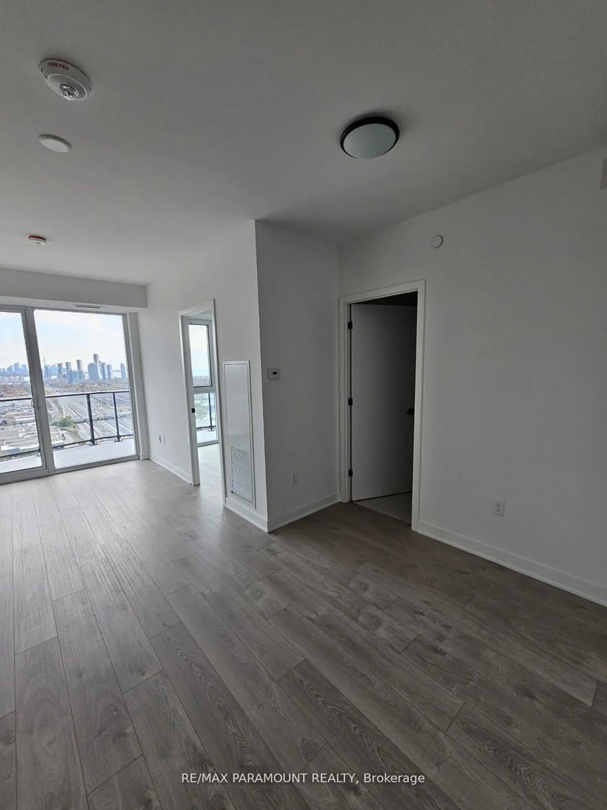 36 Zorra Street, #2906