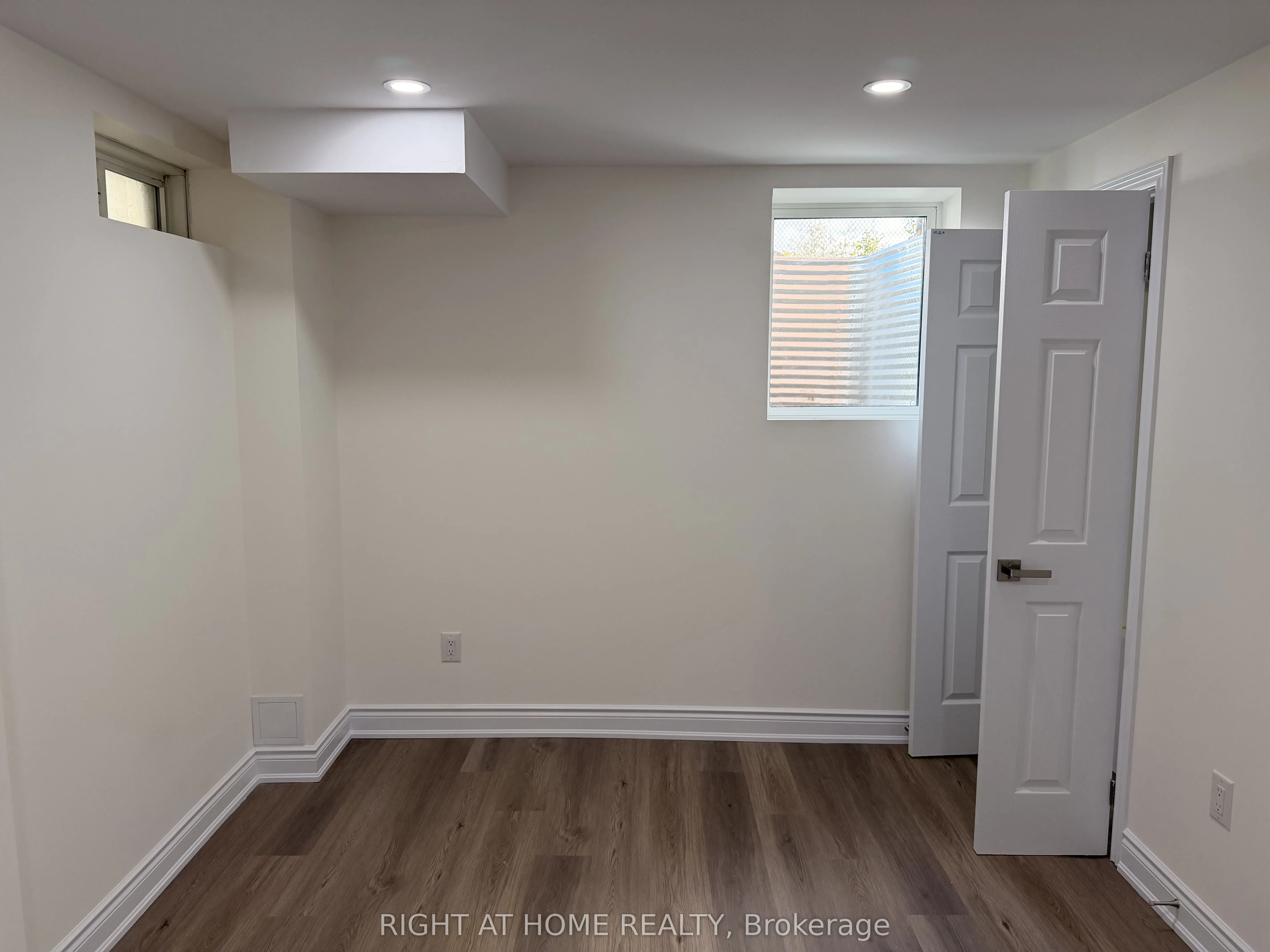 604 Lott Crescent, #Bsmt