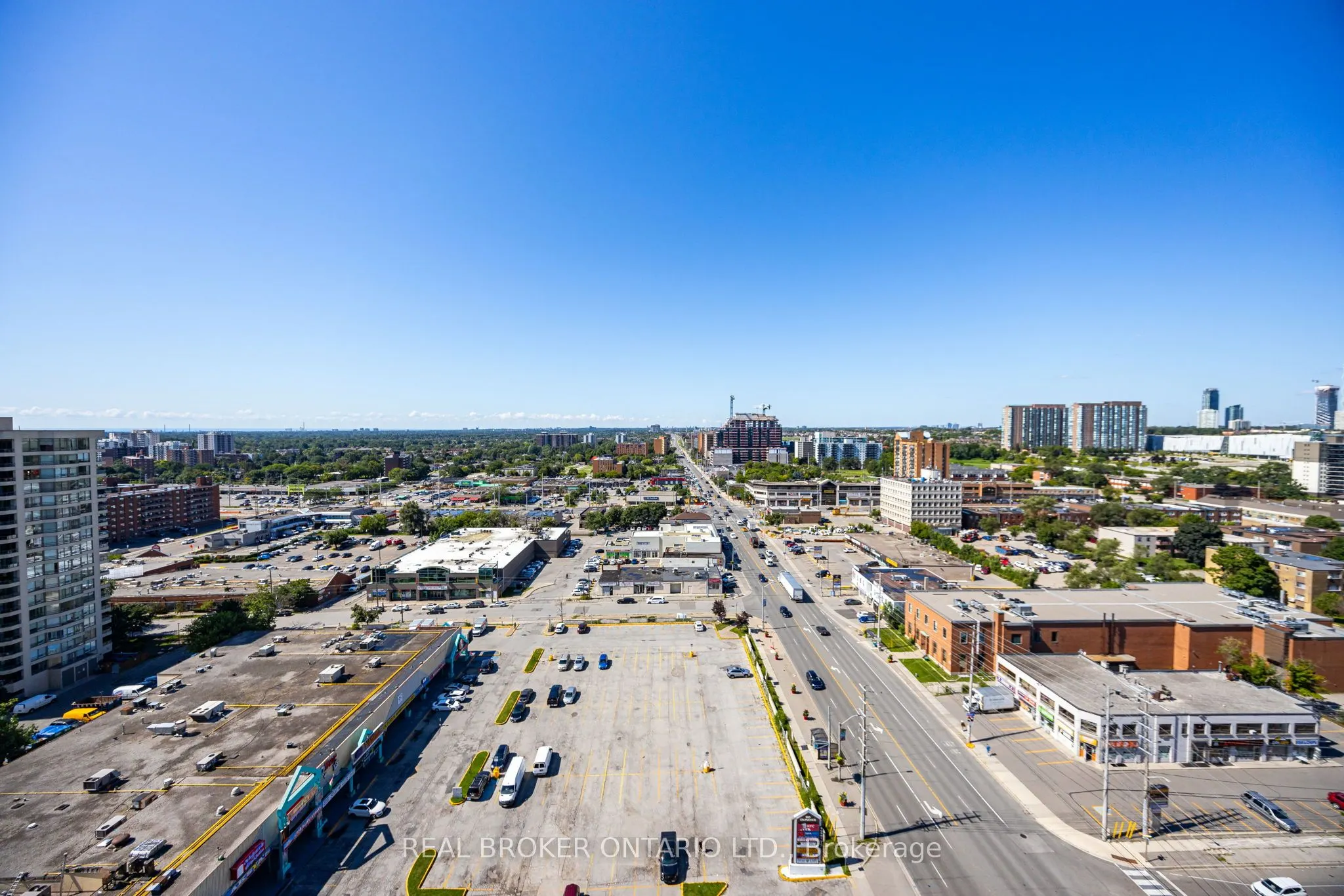 86 Dundas Street E, #1602