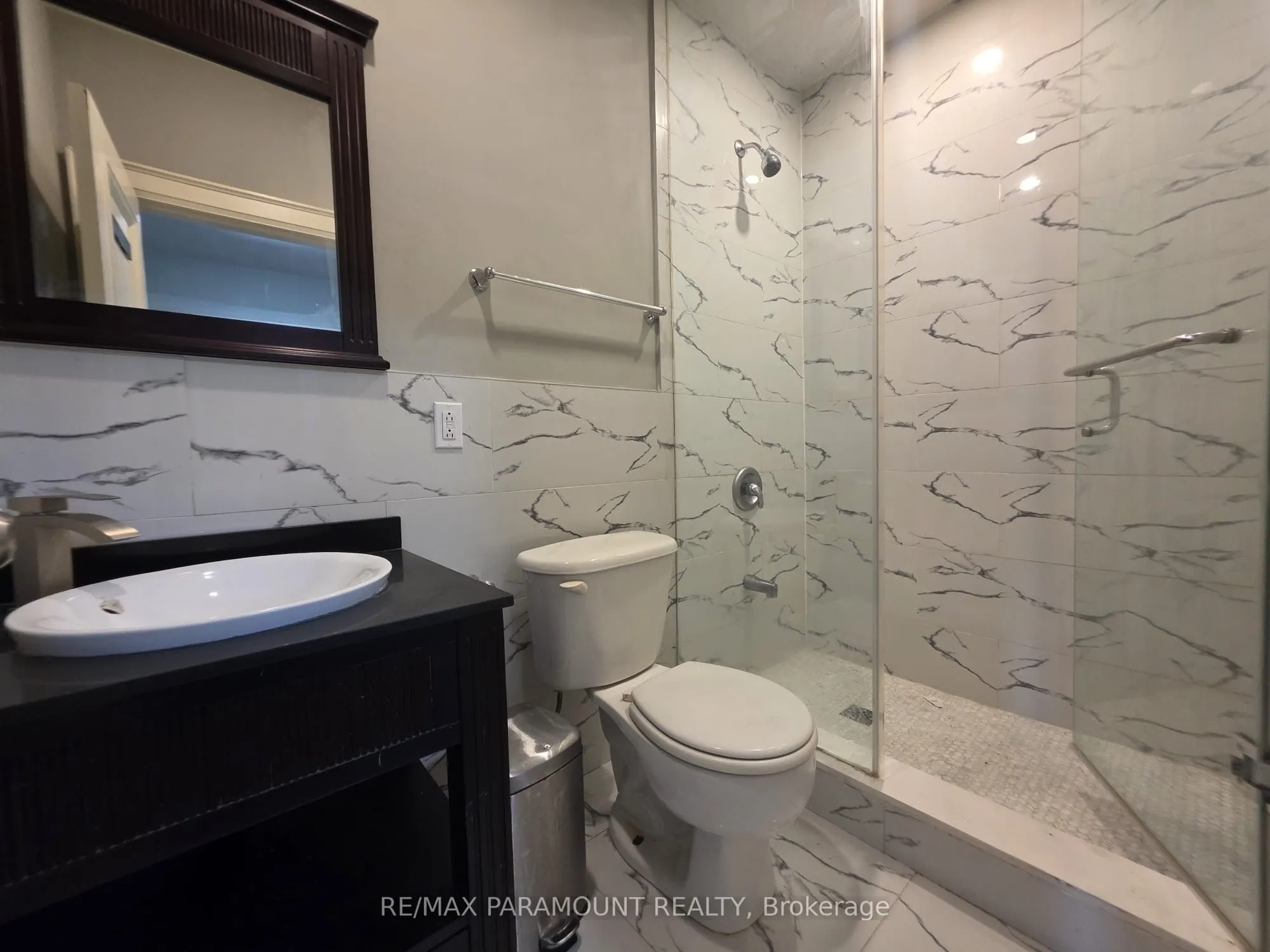 2133 Bloor Street W, #2B