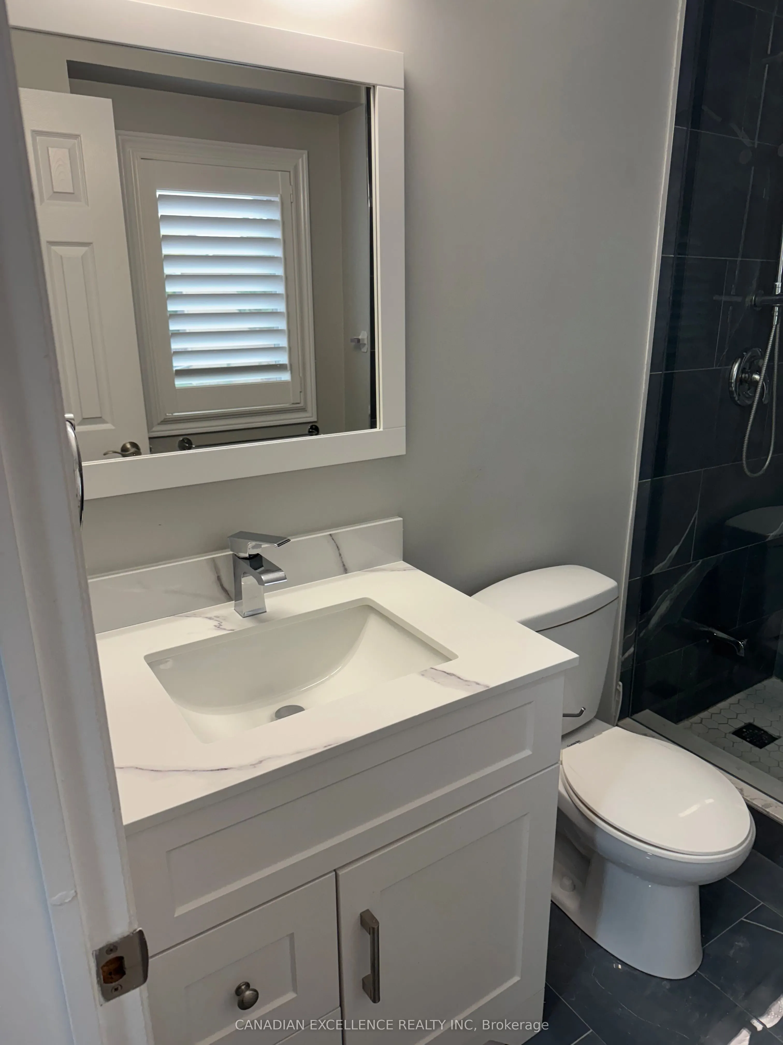 3600 COLONIAL Drive, #32