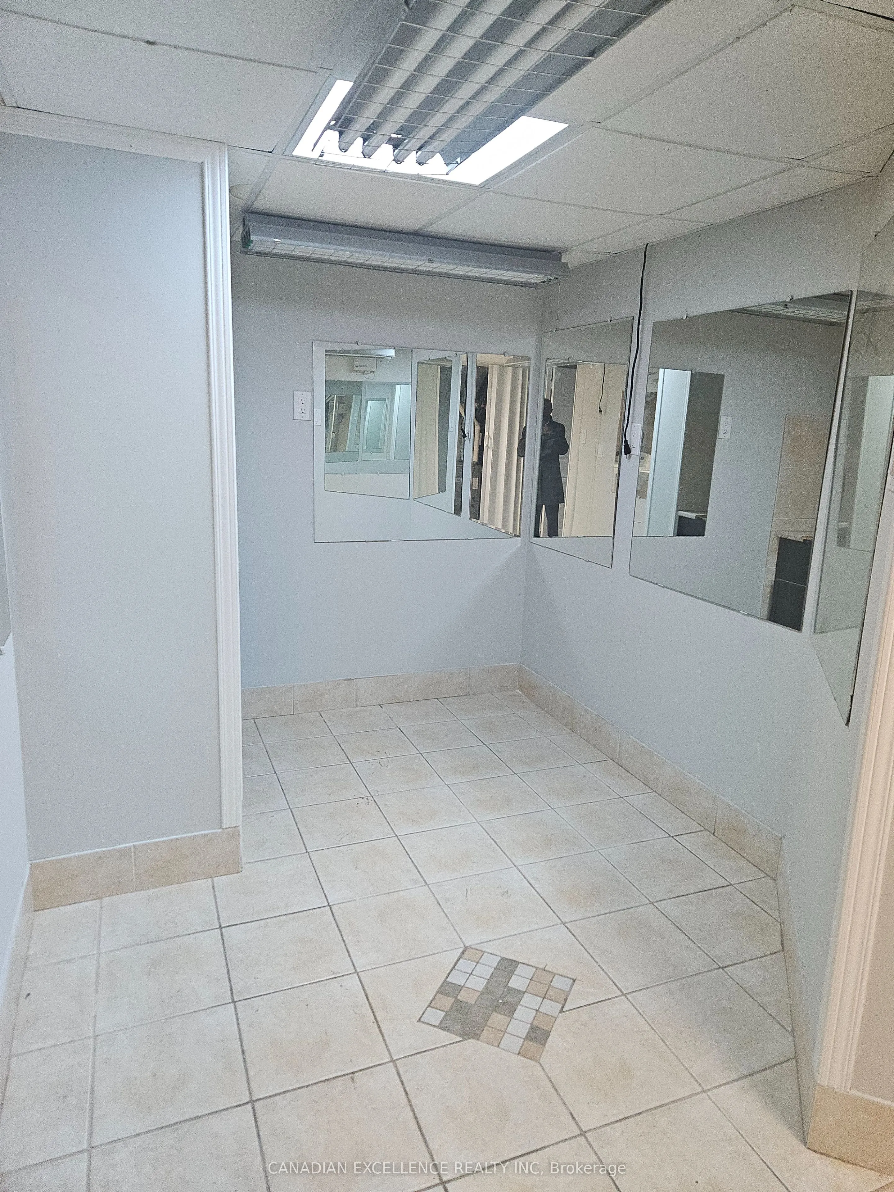 3600 COLONIAL Drive, #32