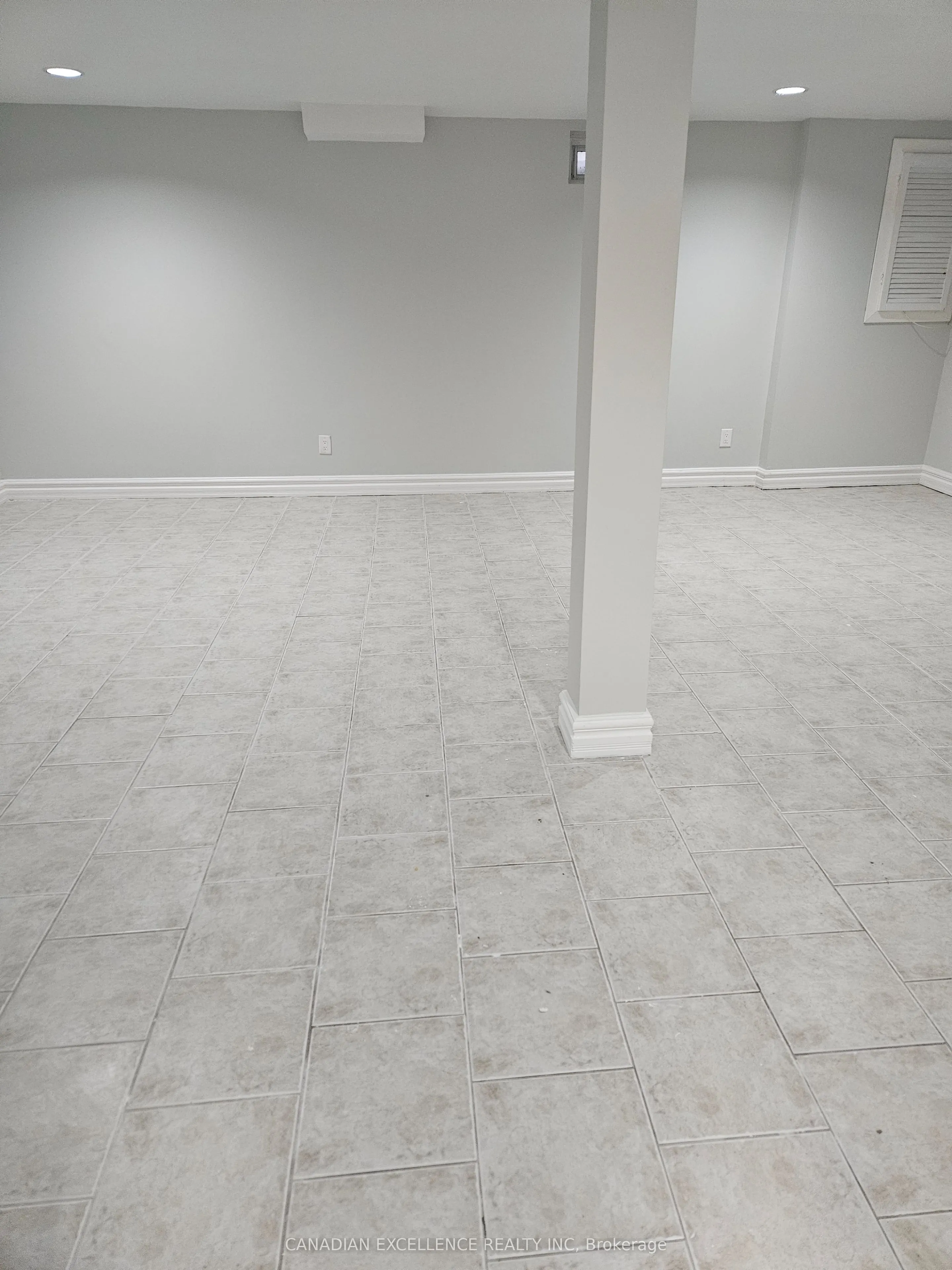 3600 COLONIAL Drive, #32