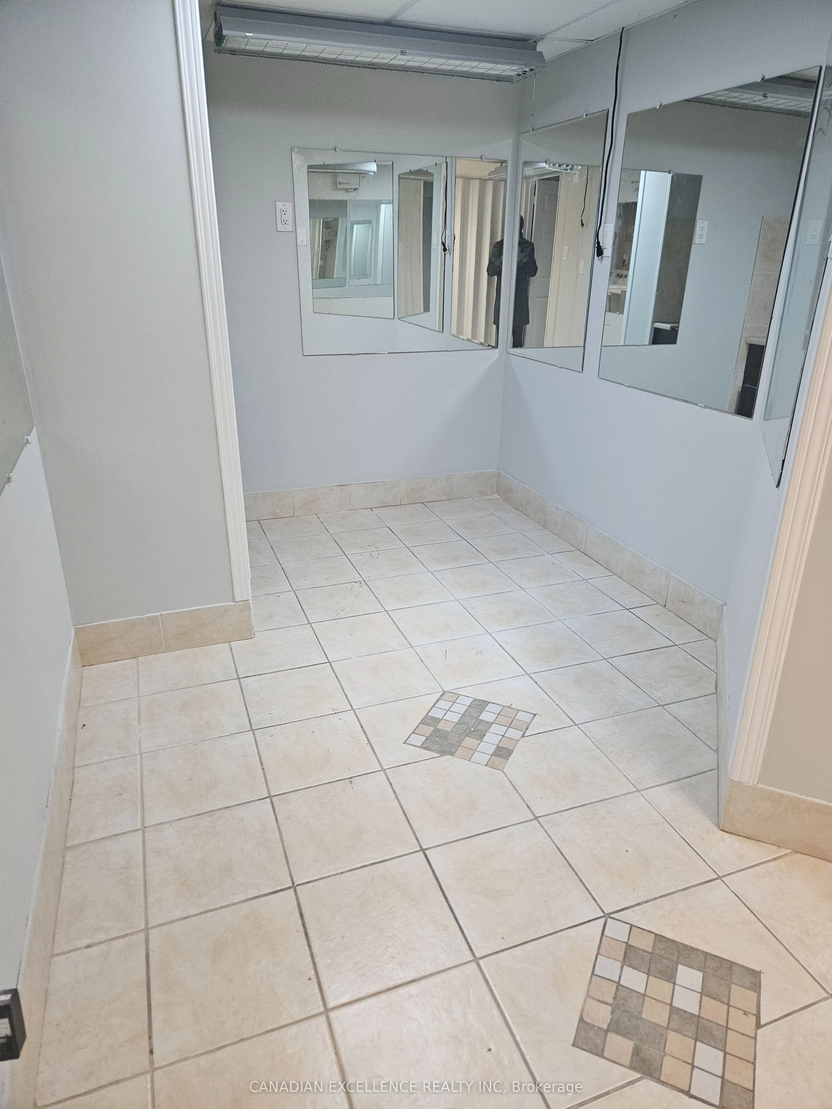 3600 COLONIAL Drive, #32