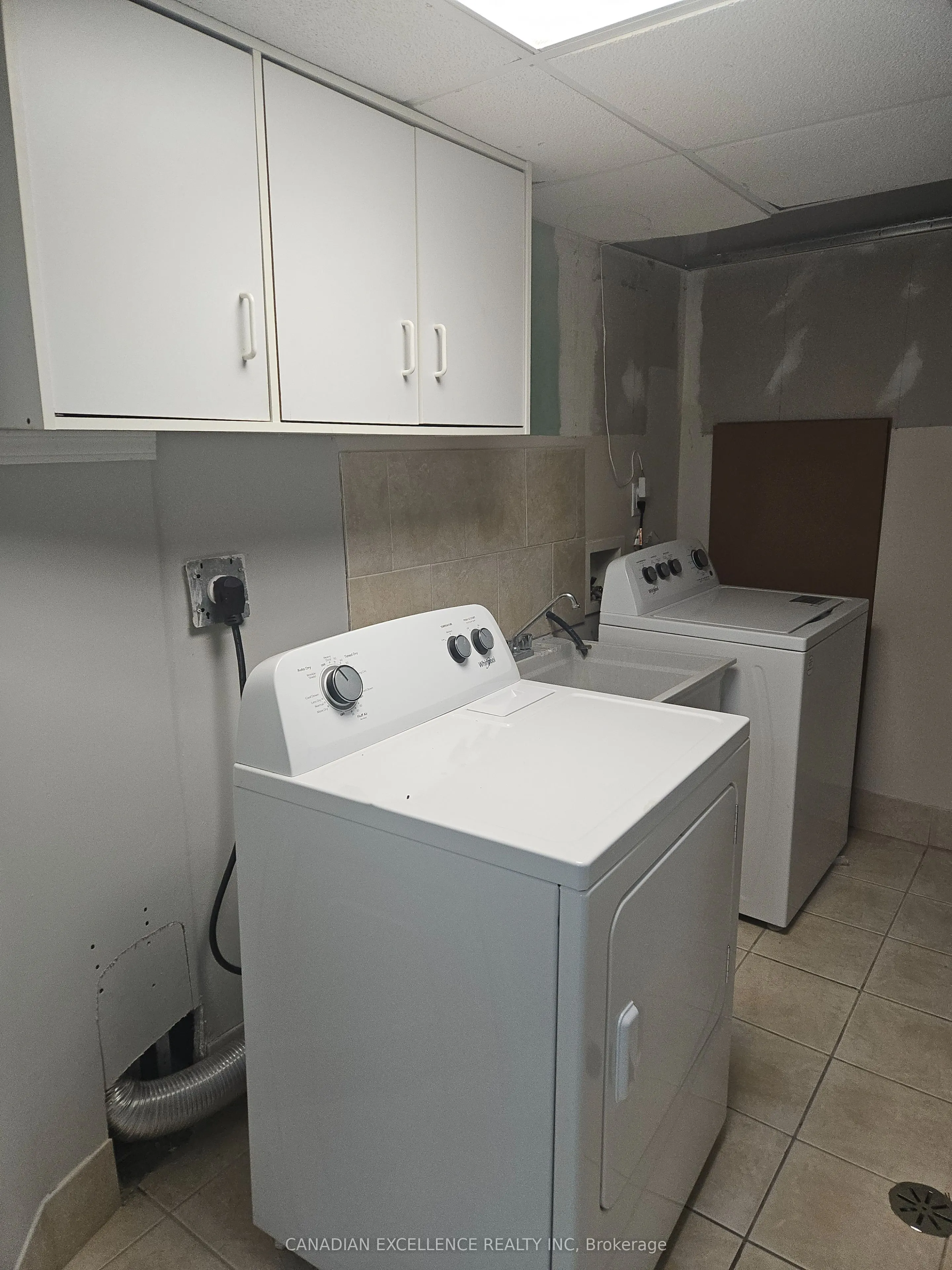 3600 COLONIAL Drive, #32