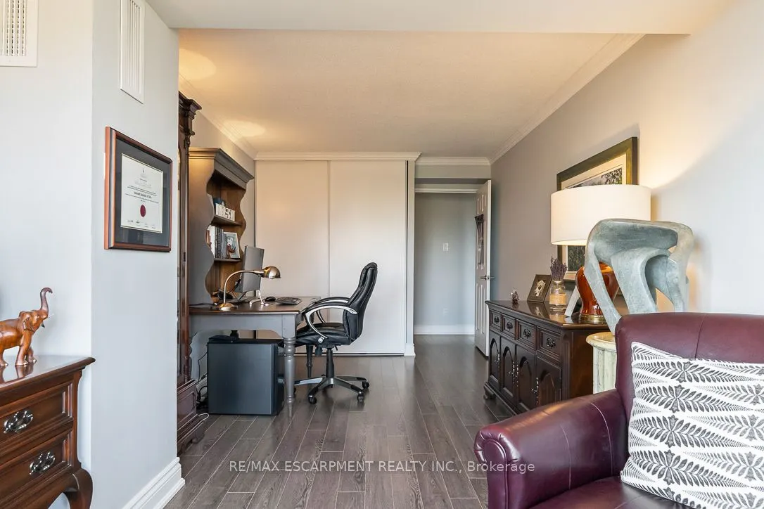 1485 Lakeshore Road, #1015