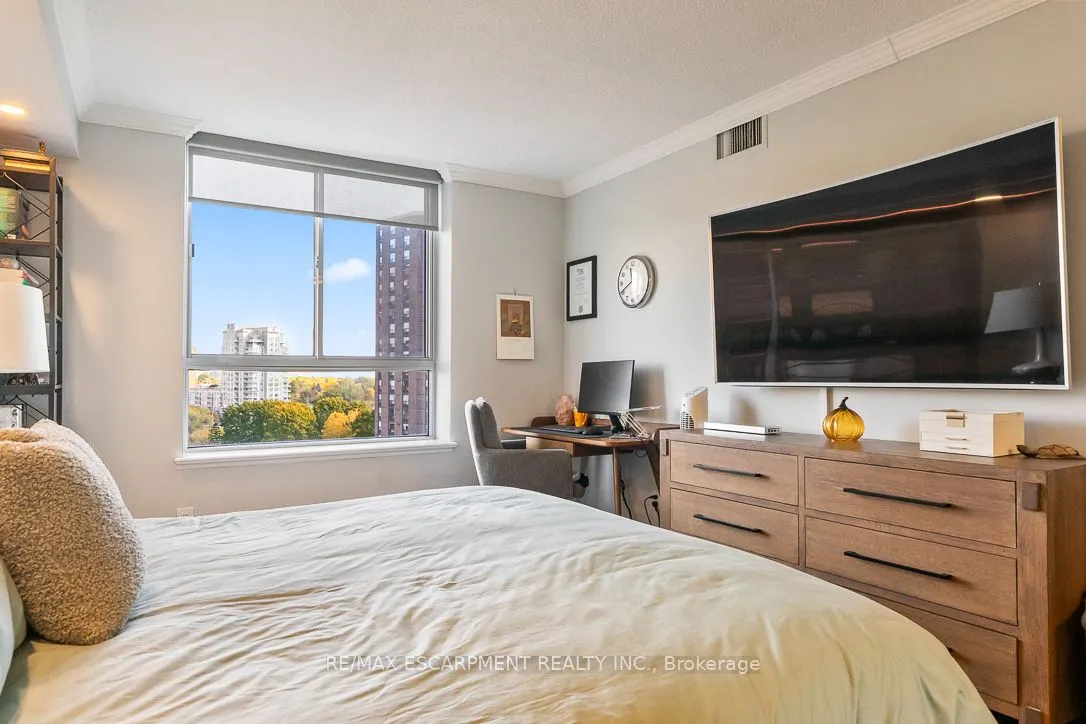 1485 Lakeshore Road, #1015