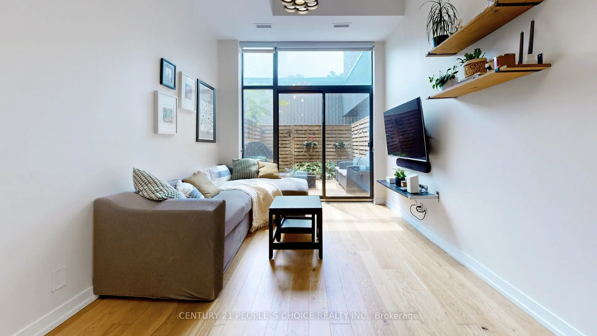 35 Wabash Avenue, #122