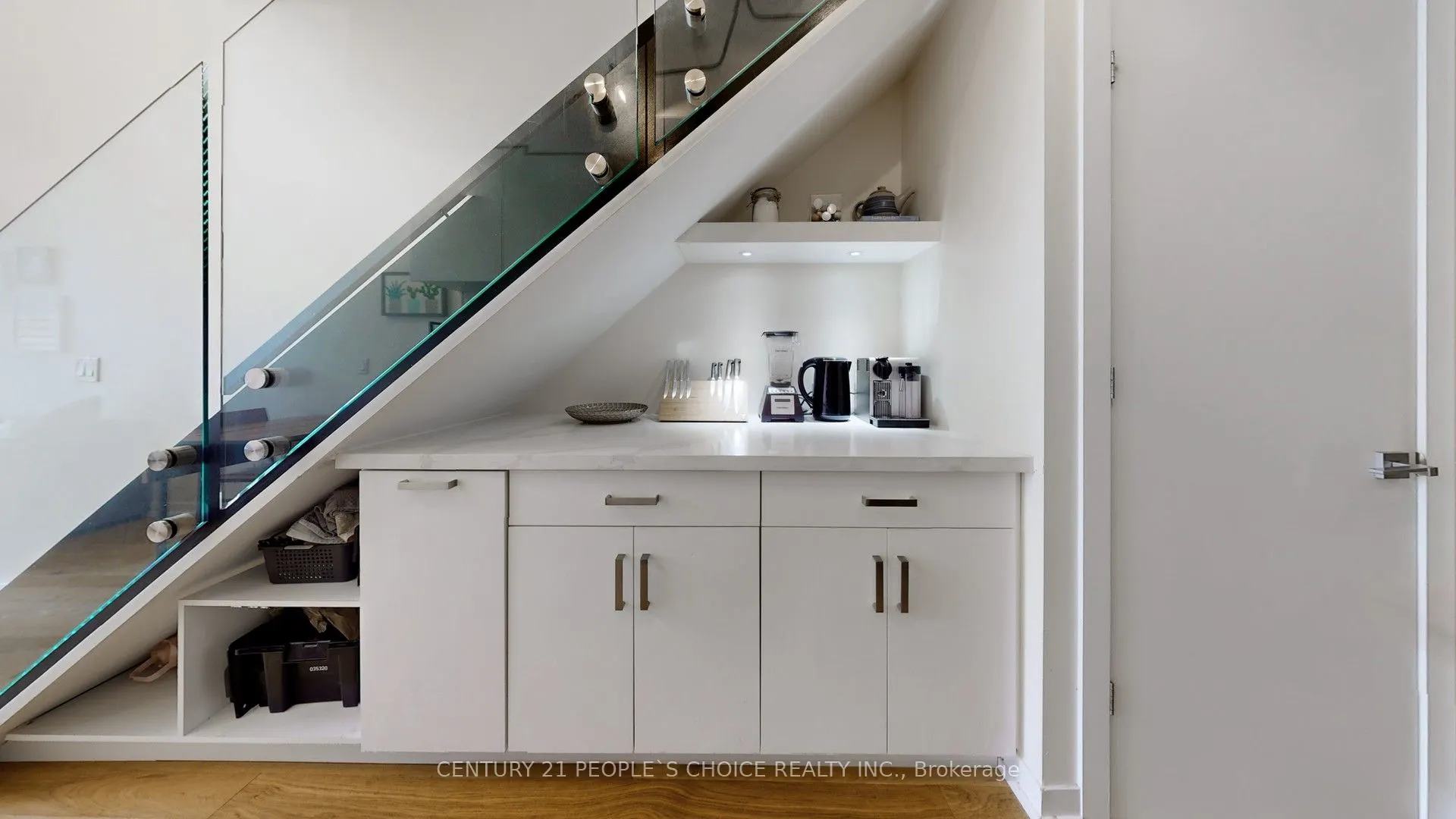 35 Wabash Avenue, #122