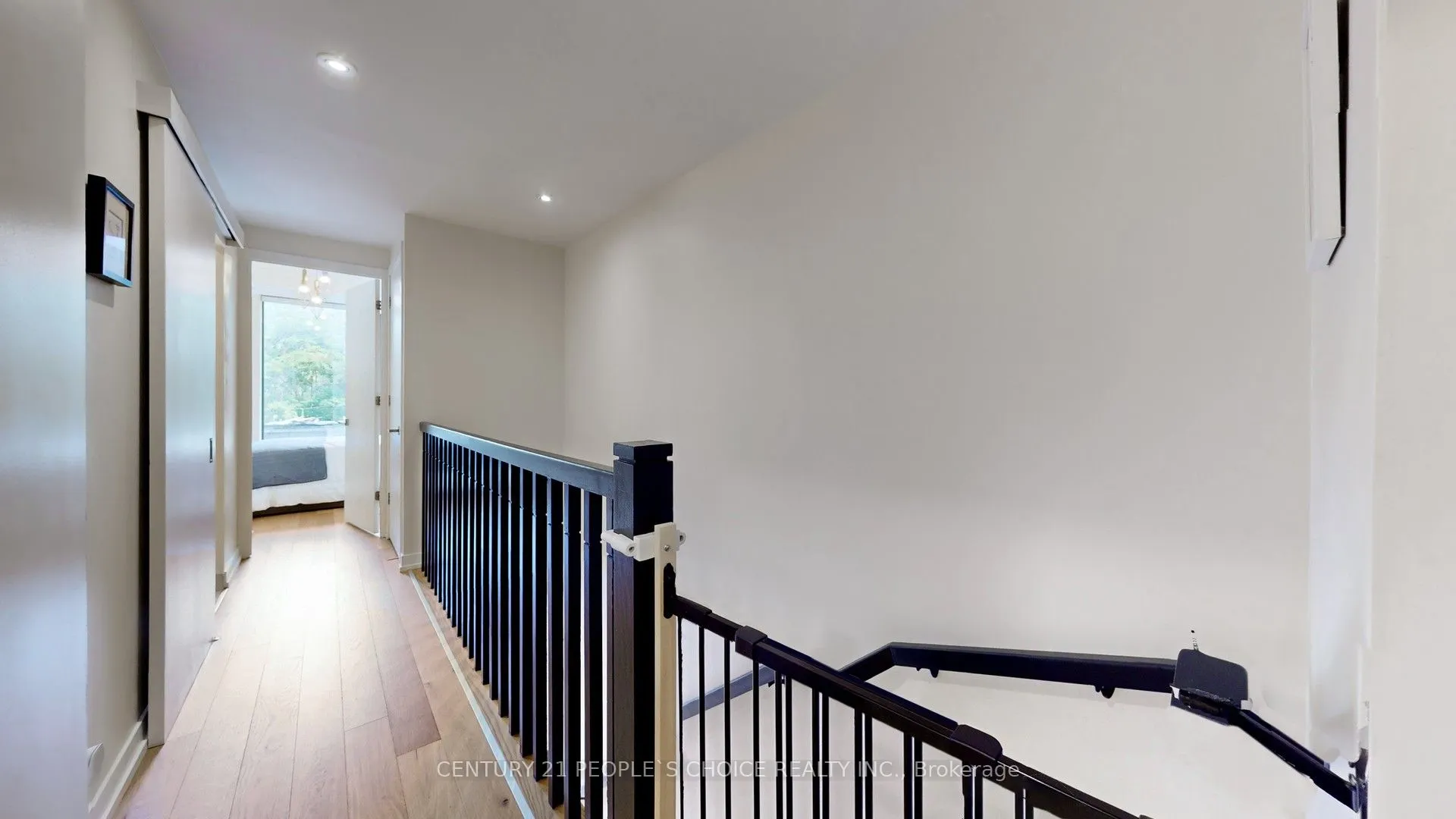 35 Wabash Avenue, #122