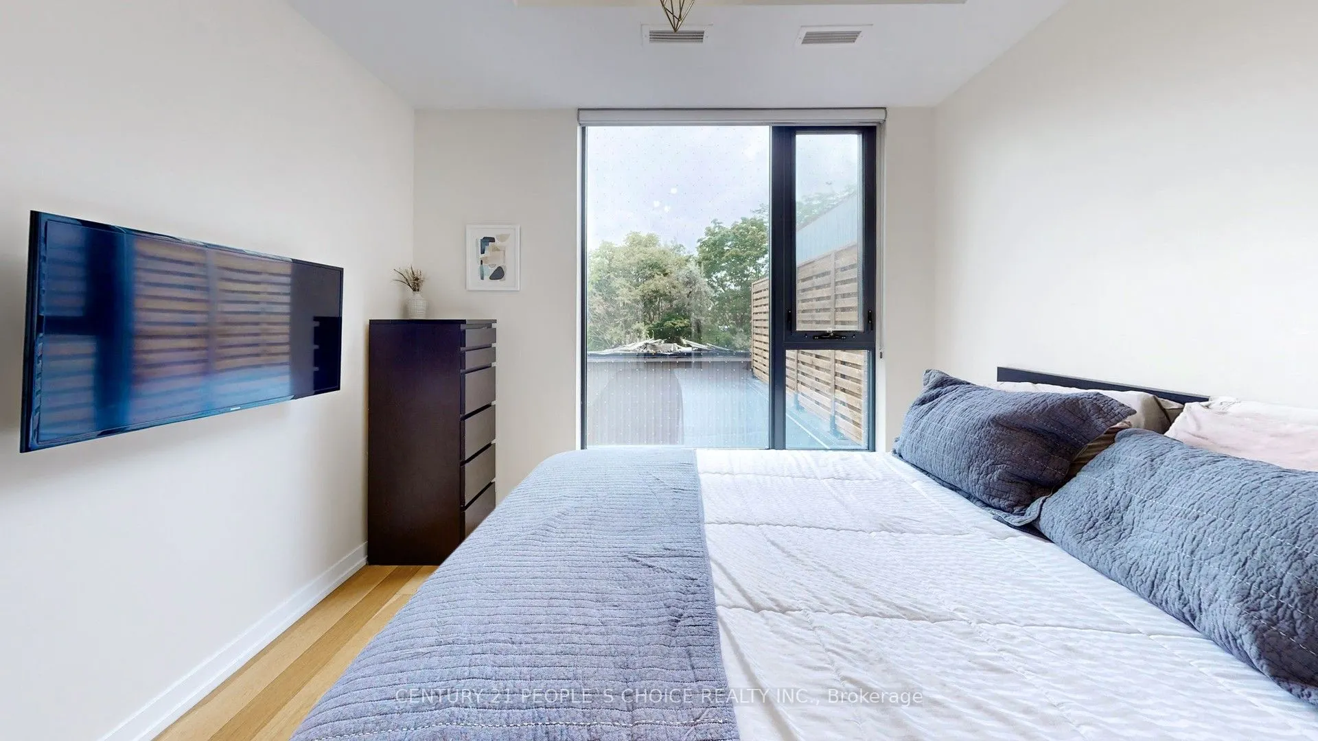 35 Wabash Avenue, #122