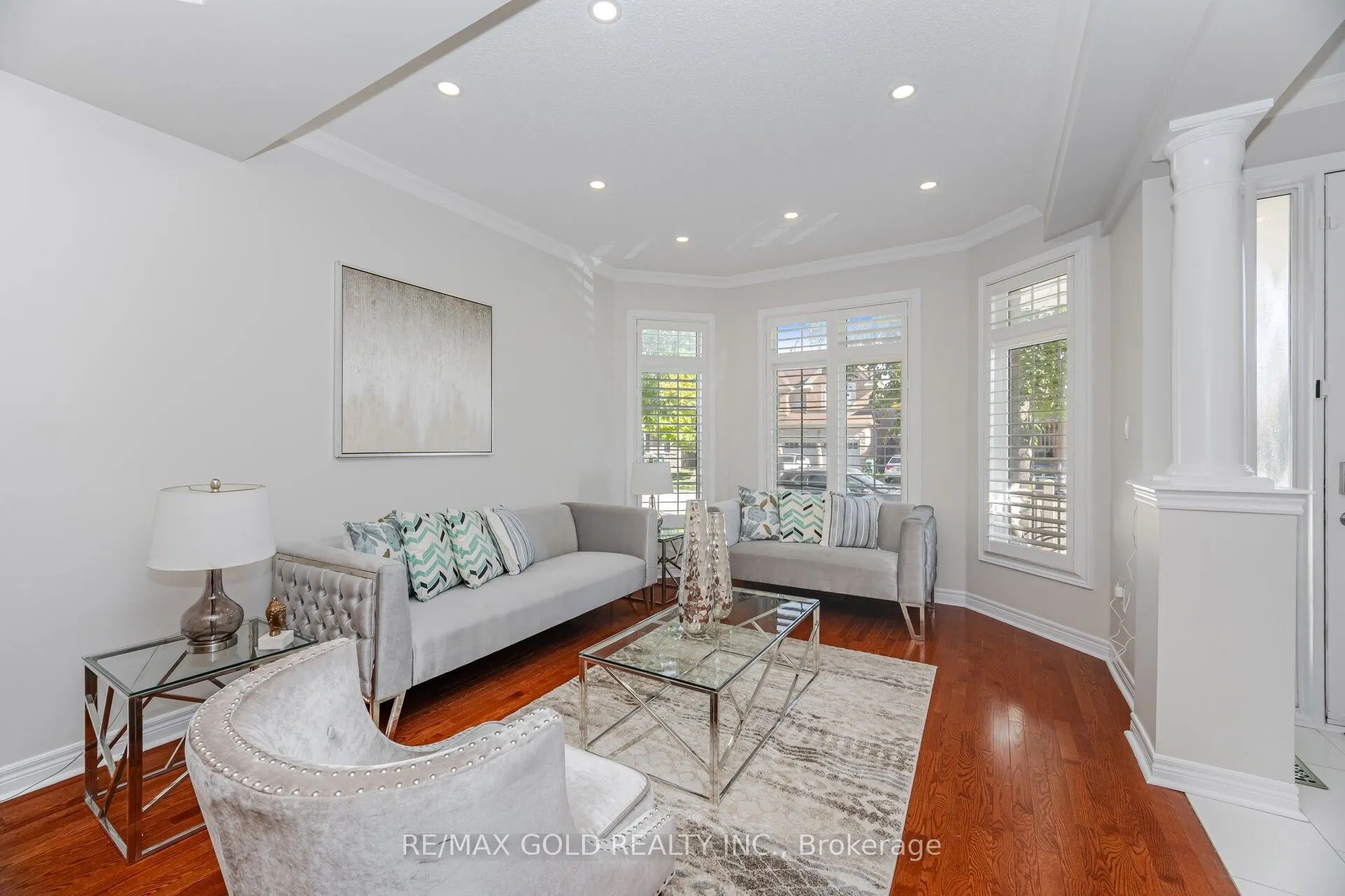 26 Freshmeadow Street