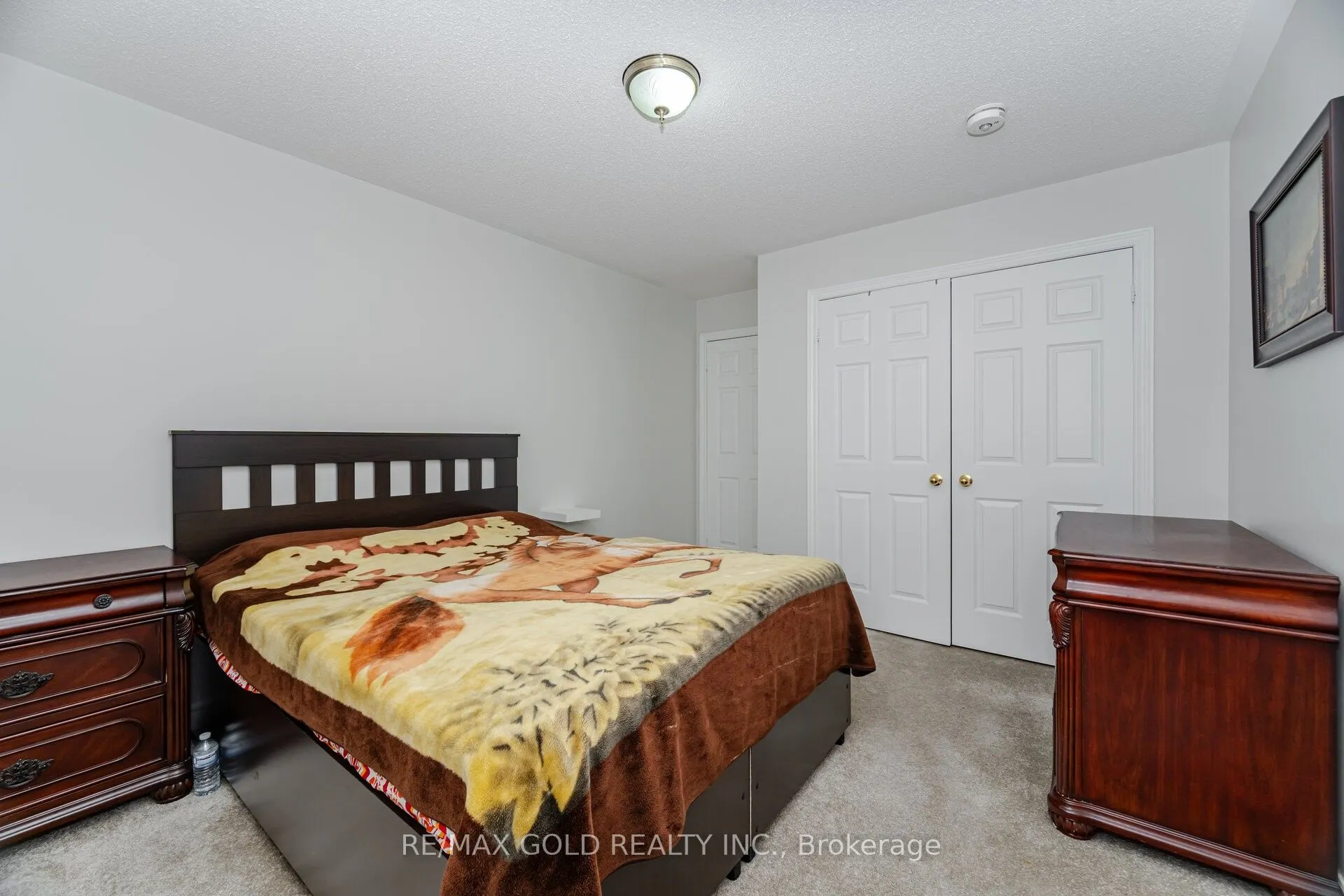 26 Freshmeadow Street