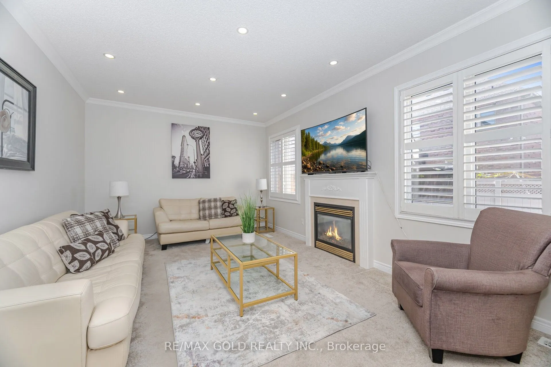 26 Freshmeadow Street