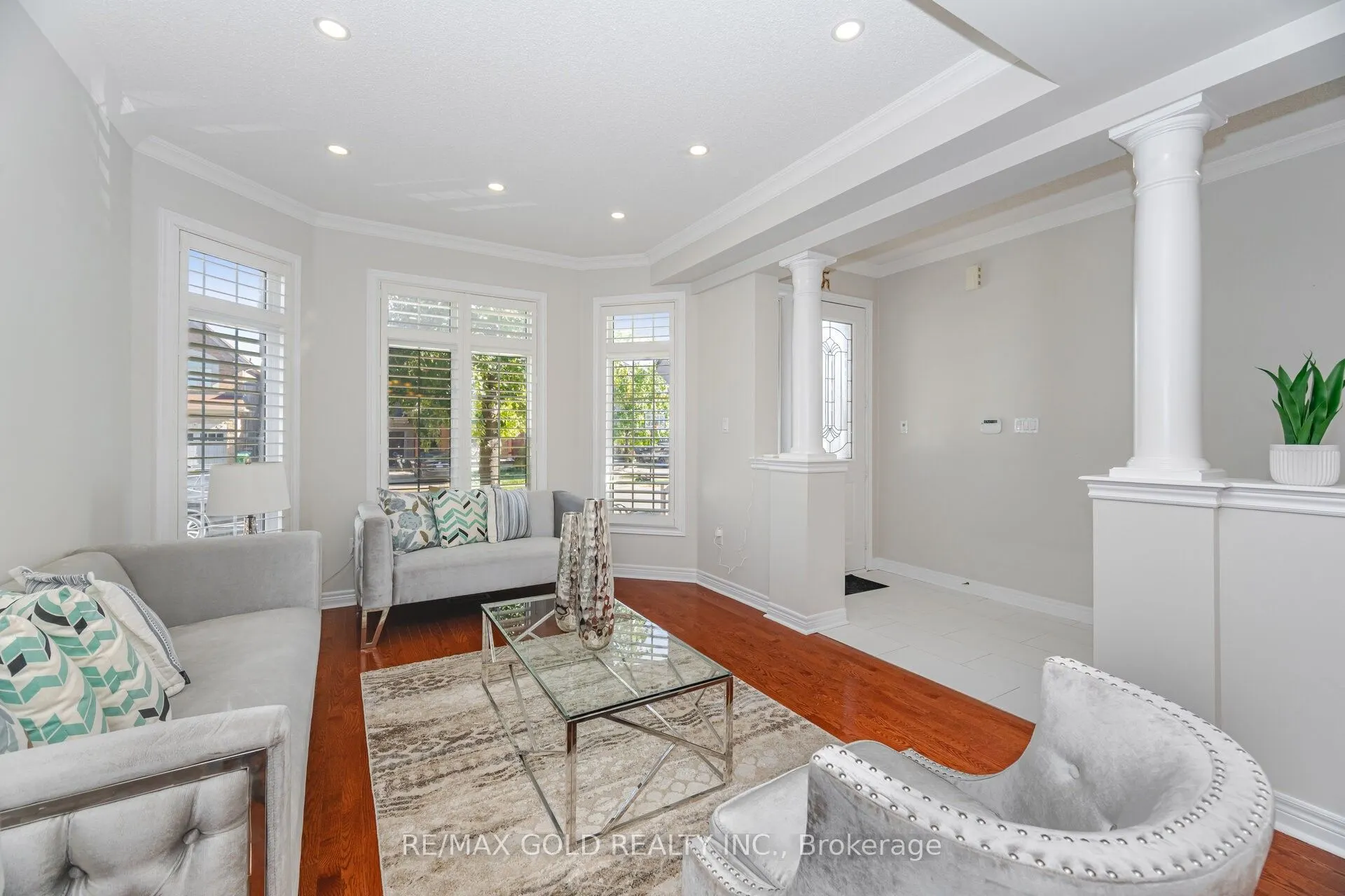 26 Freshmeadow Street