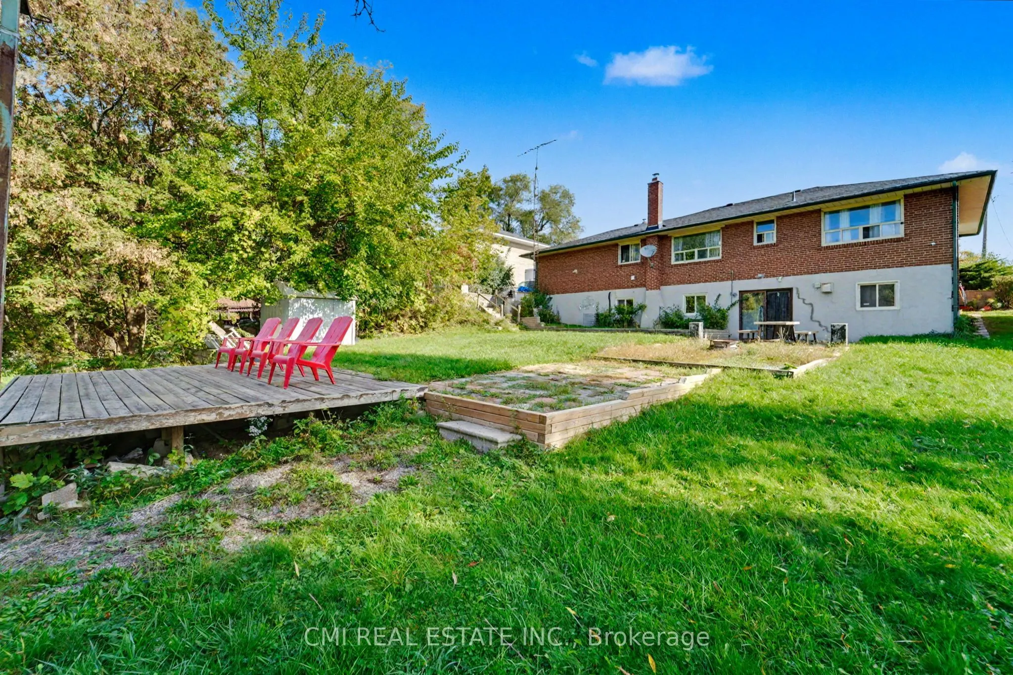 2610 Islington Avenue